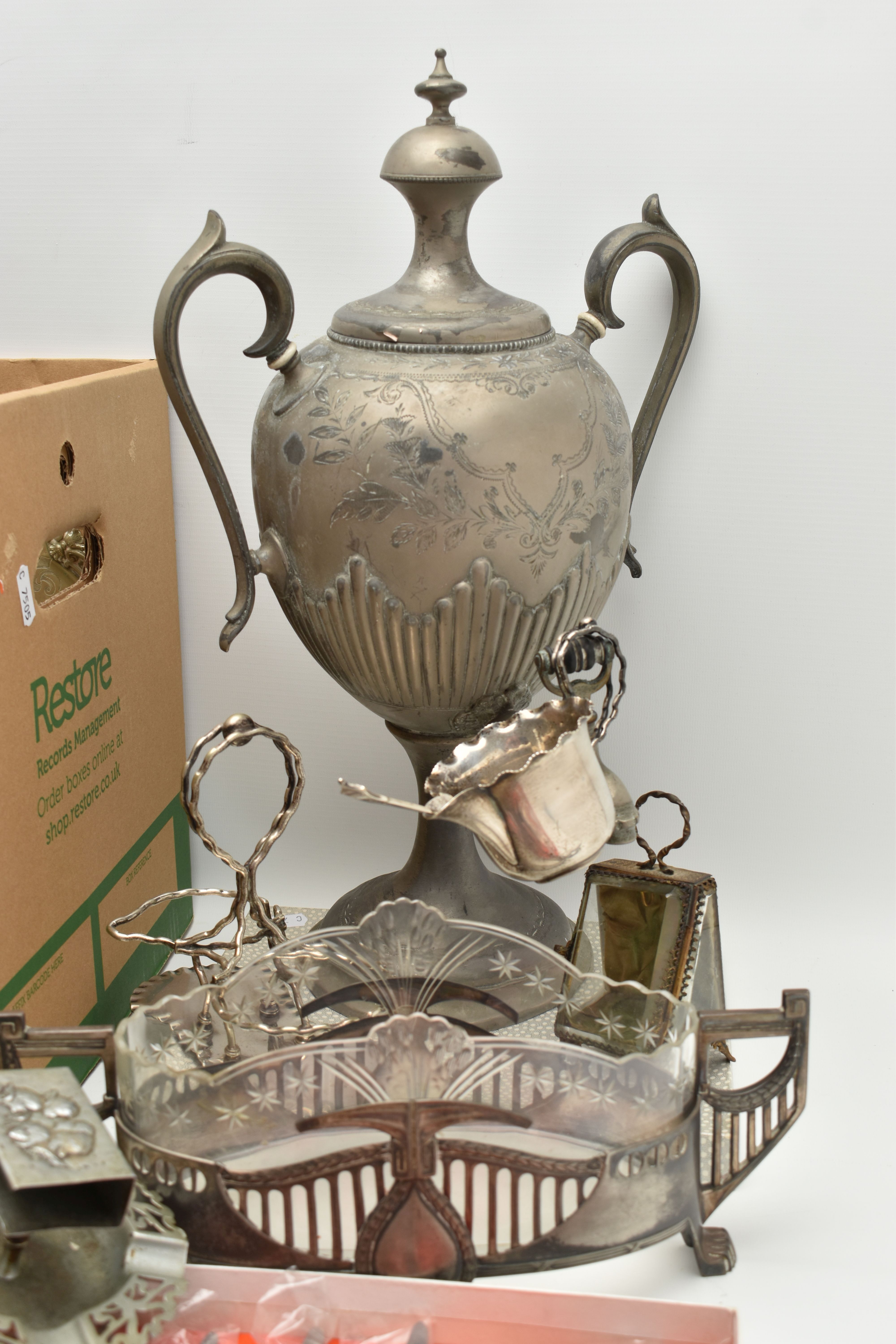 A BOX OF ASSORTED WHITE METAL WARE, to include a large white metal tea urn, EPNS egg cups with - Image 4 of 6