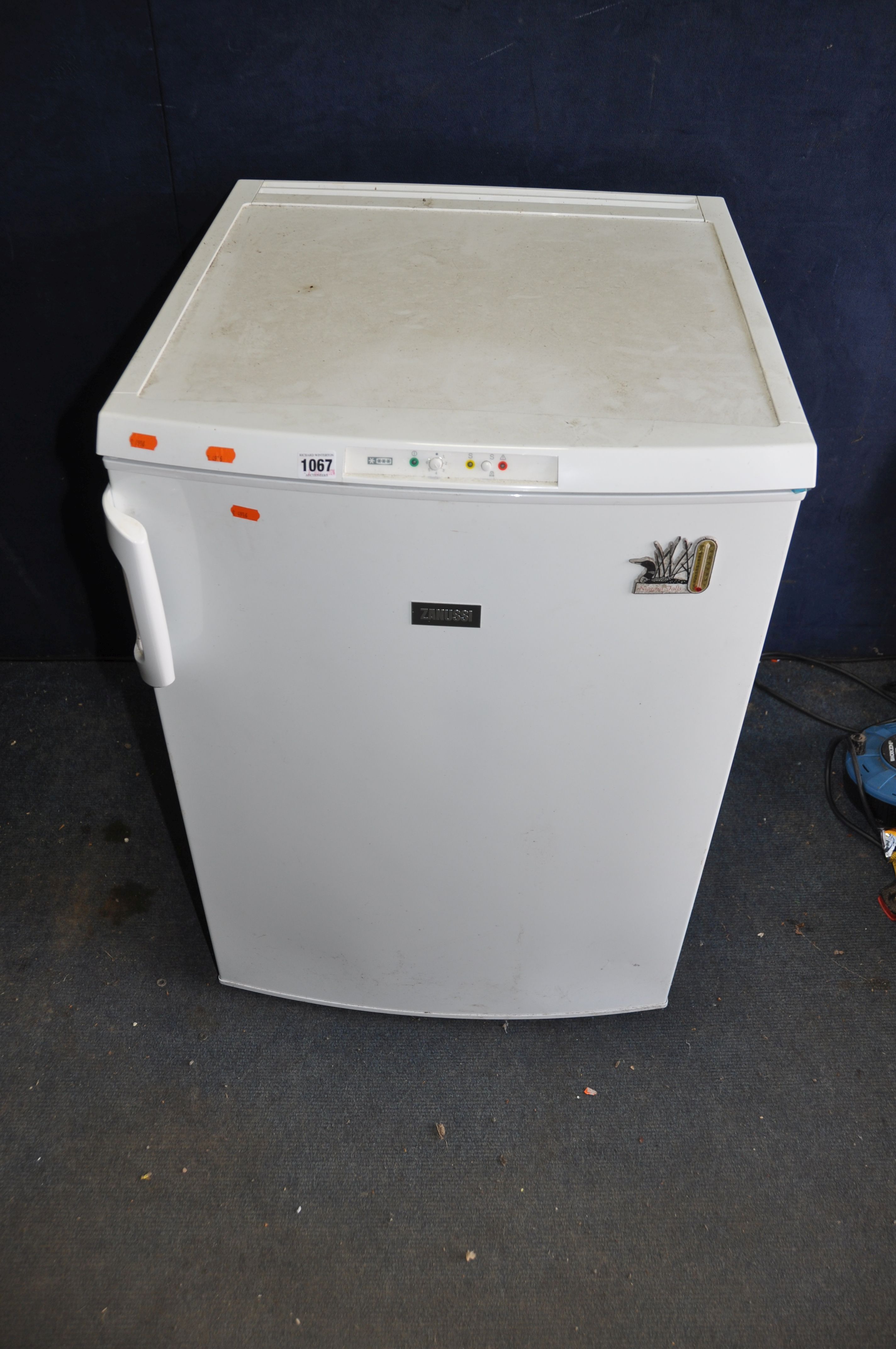 A ZANUSSI ZFT10210WA UNDER COUNTER FREEZER width 60cm depth 60cm height 85cm (PAT pass and working