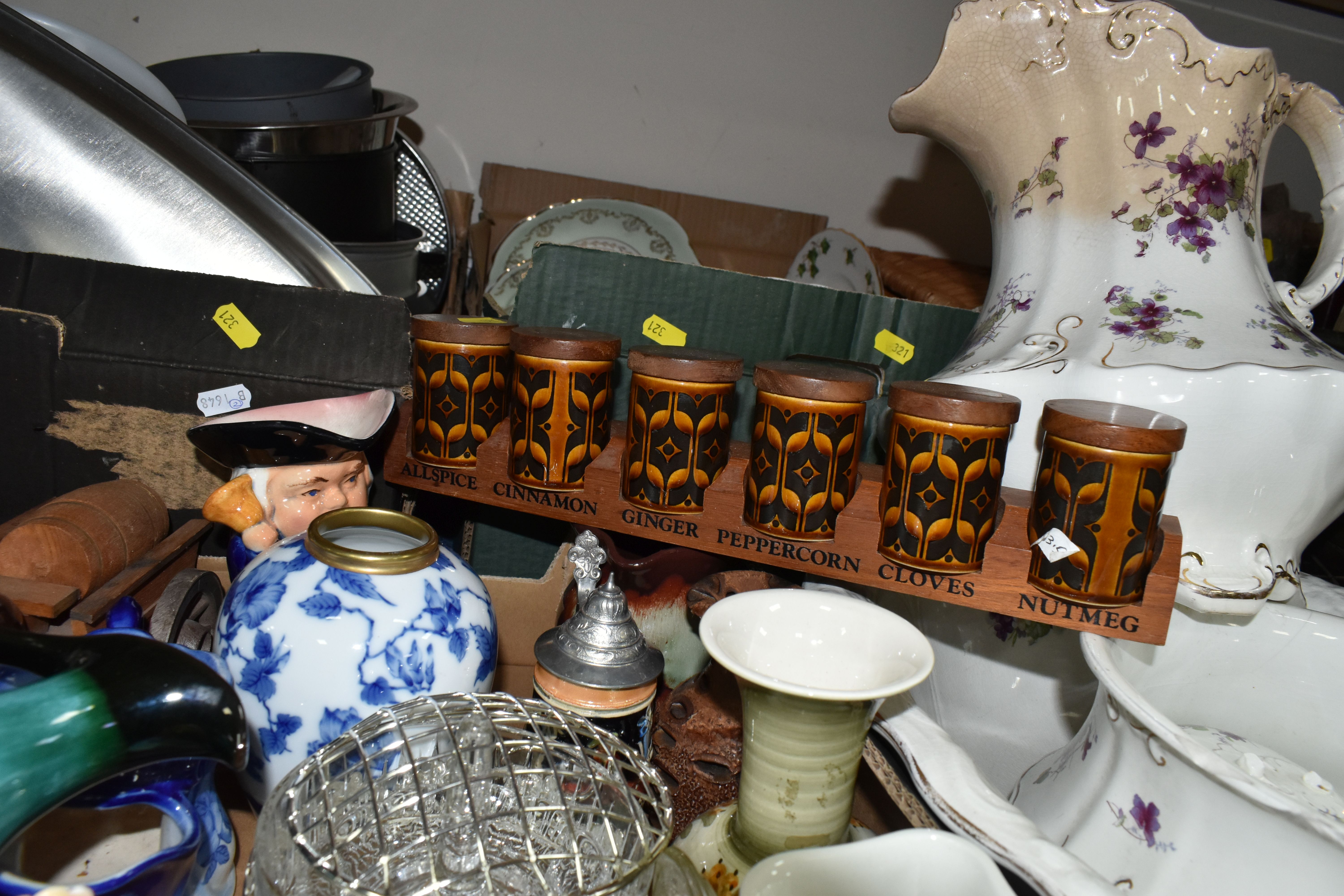 THREE BOXES AND LOOSE CERAMICS AND KITCHENWARE, to include a Henry Alcock & Co. Victorian wash bowl, - Image 6 of 6