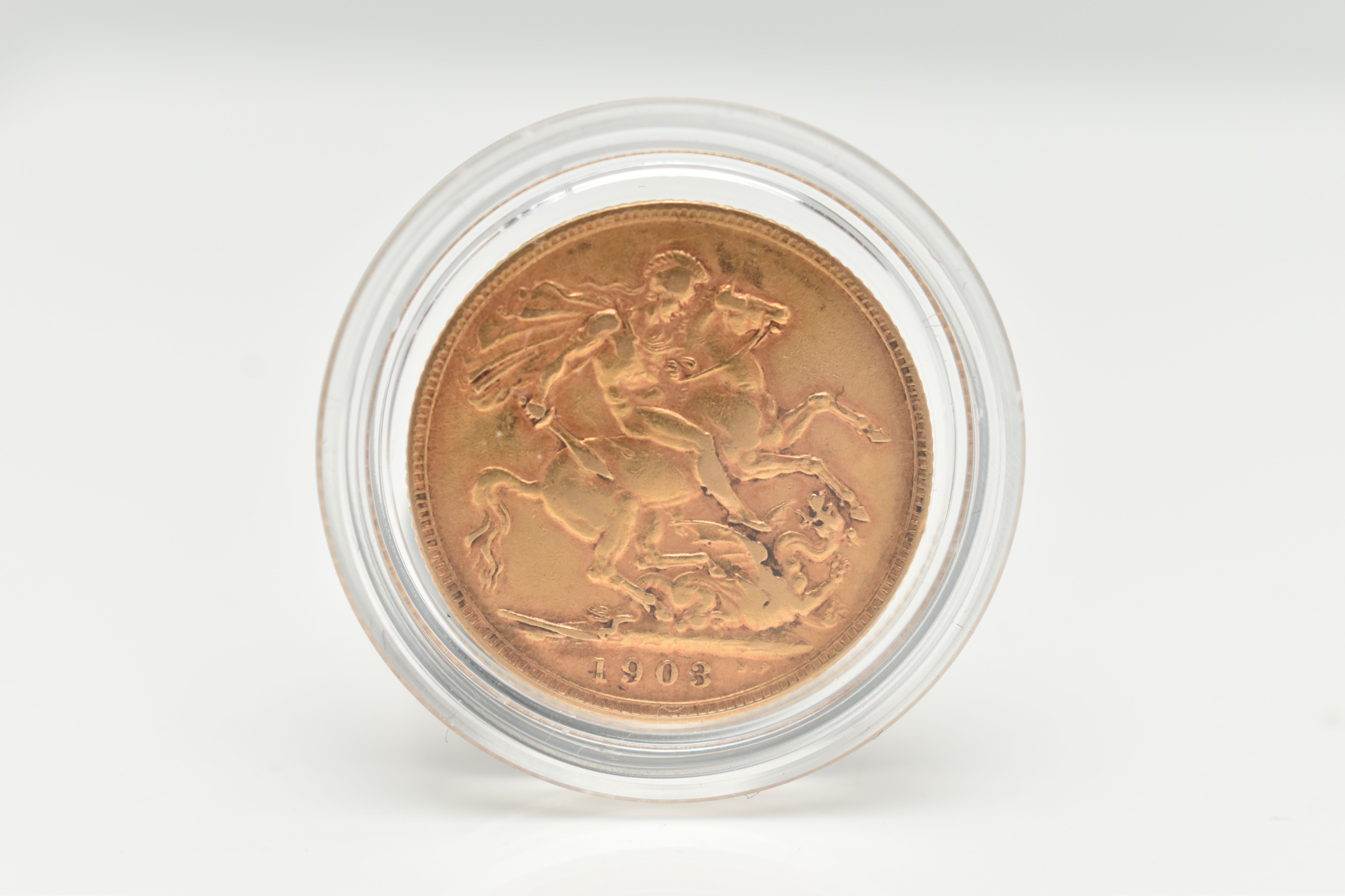 A FULL GOLD SOVEREIGN 1903 DEPICTING EDWARD VII, 22ct, 7.98 gram, 22.05mm diameter