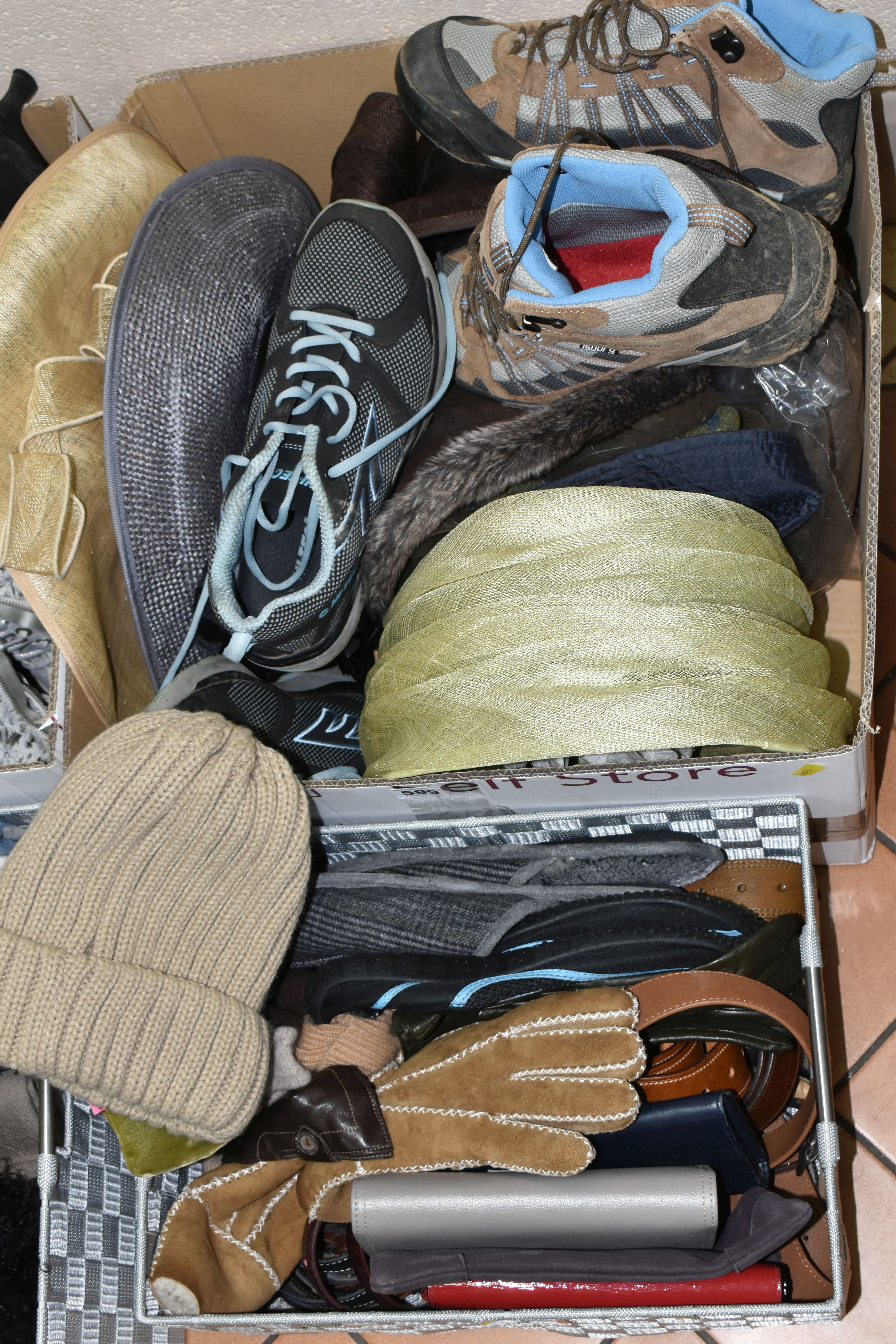 FIVE BOXES OF LADIES' SHOES, HATS AND ACCESSORIES, to include a quantity of shoes and boots, size UK - Image 2 of 5