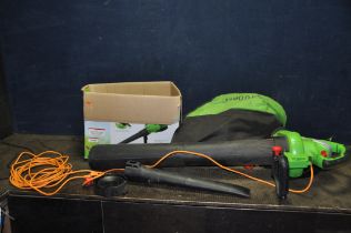 A FLORABEST FLS 3000B2 LEAF BLOWER/VAC with original box and attachments (PAT pass and working)