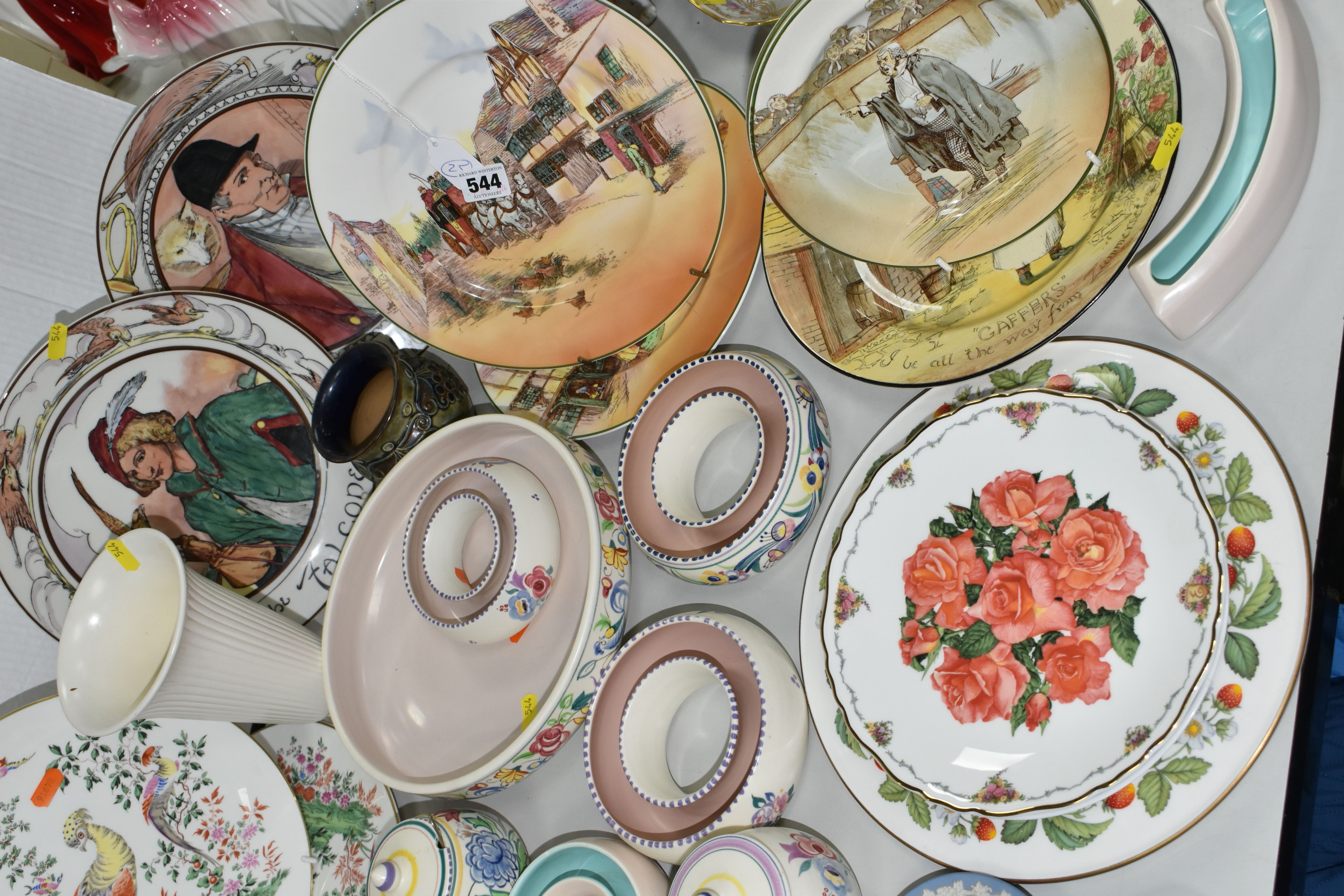 ASSORTED DECORATIVE CERAMICS AND PLATES INCLUDING ROYAL DOULTON SERIES WARE, WEDGWOOD JASPER WARE, - Image 4 of 8