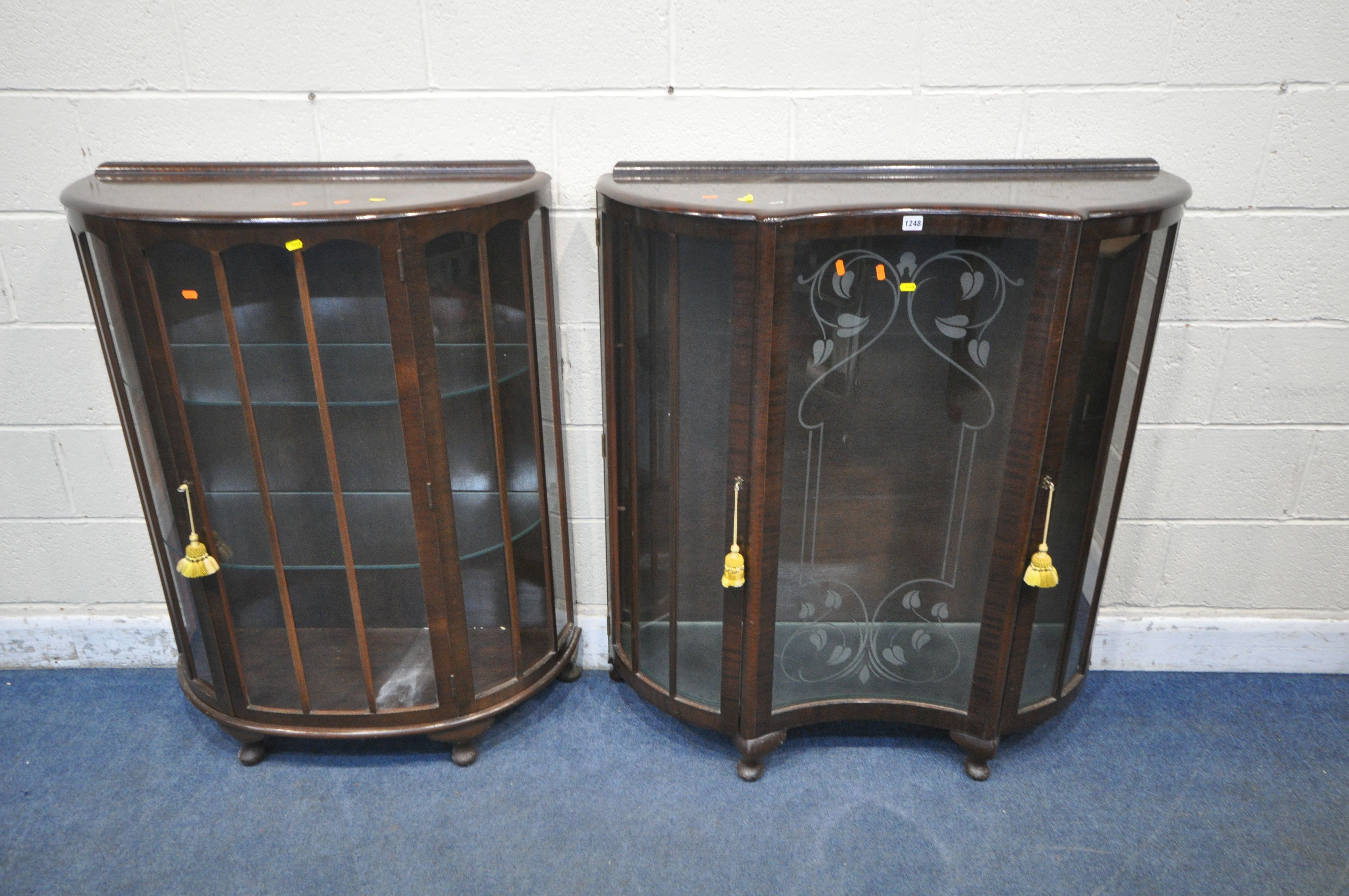 TWO 20TH CENTURY MAHOGANY DISPLAY CABINETS, each with a single door and two glass shelves, on