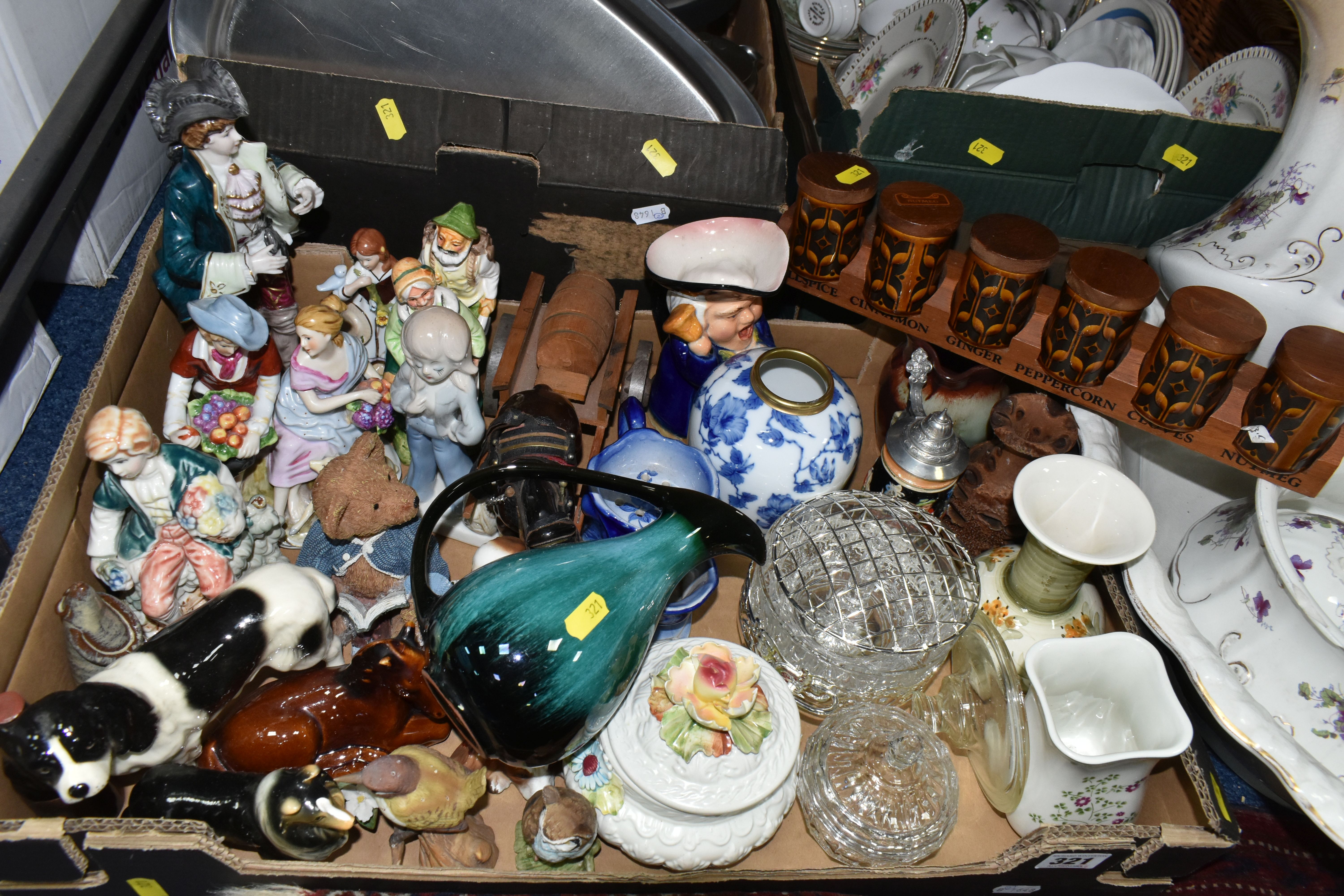 THREE BOXES AND LOOSE CERAMICS AND KITCHENWARE, to include a Henry Alcock & Co. Victorian wash bowl, - Image 3 of 6