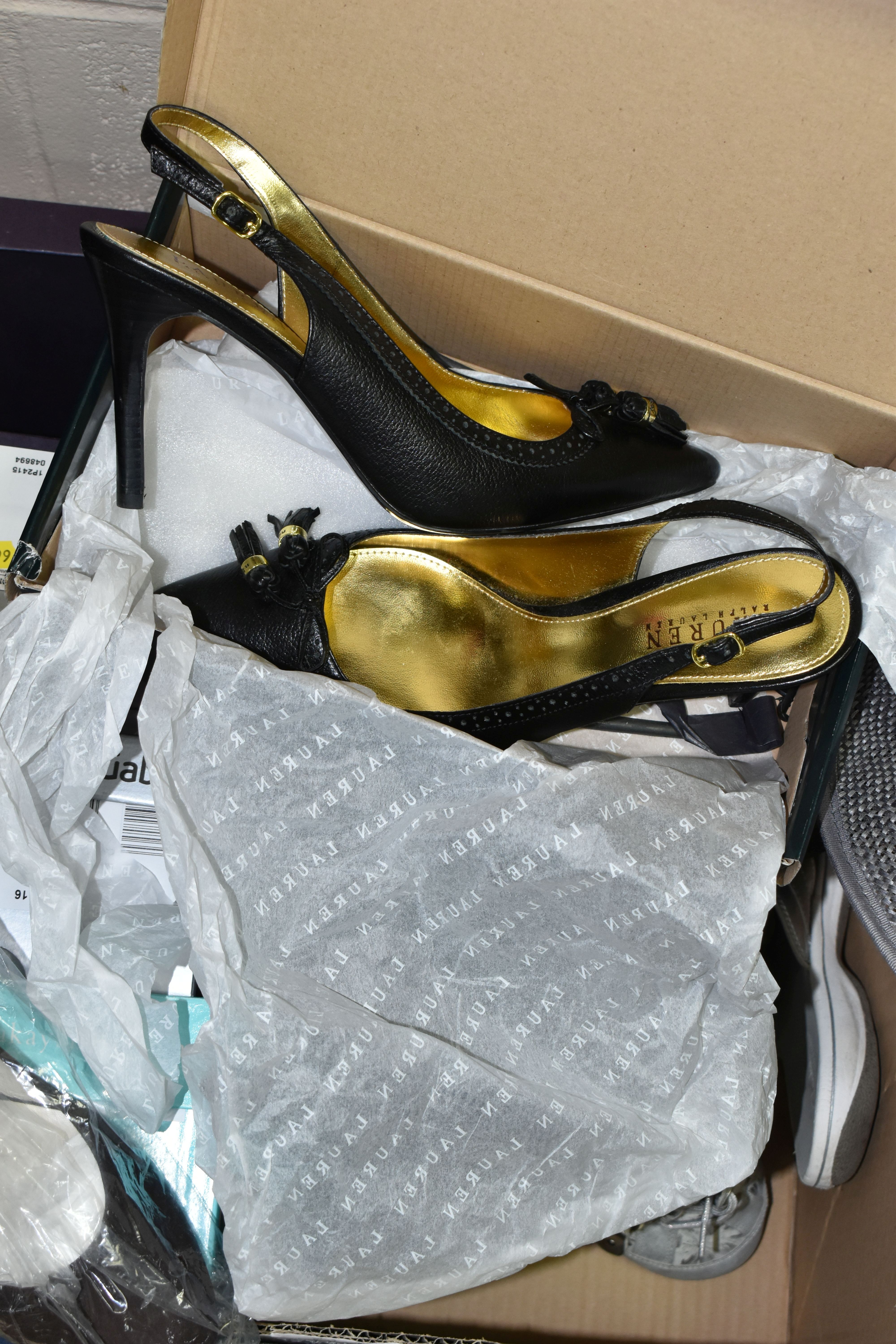 FIVE BOXES OF LADIES' SHOES, HATS AND ACCESSORIES, to include a quantity of shoes and boots, size UK - Image 5 of 5