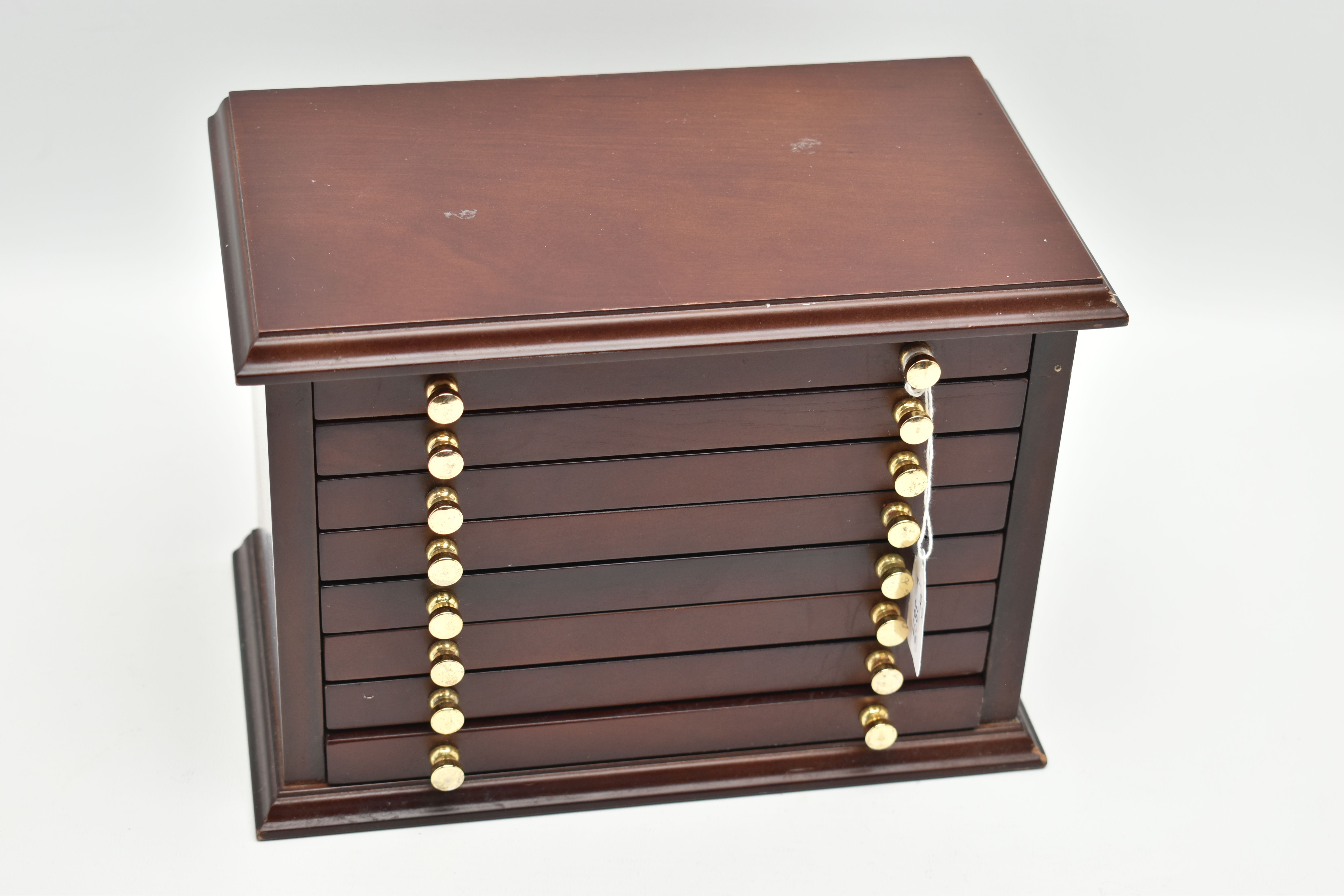 A SMALL WOODEN COIN CABINET, consisting of eight drawers seven containing UK coinage from 1939-1945, - Image 10 of 10