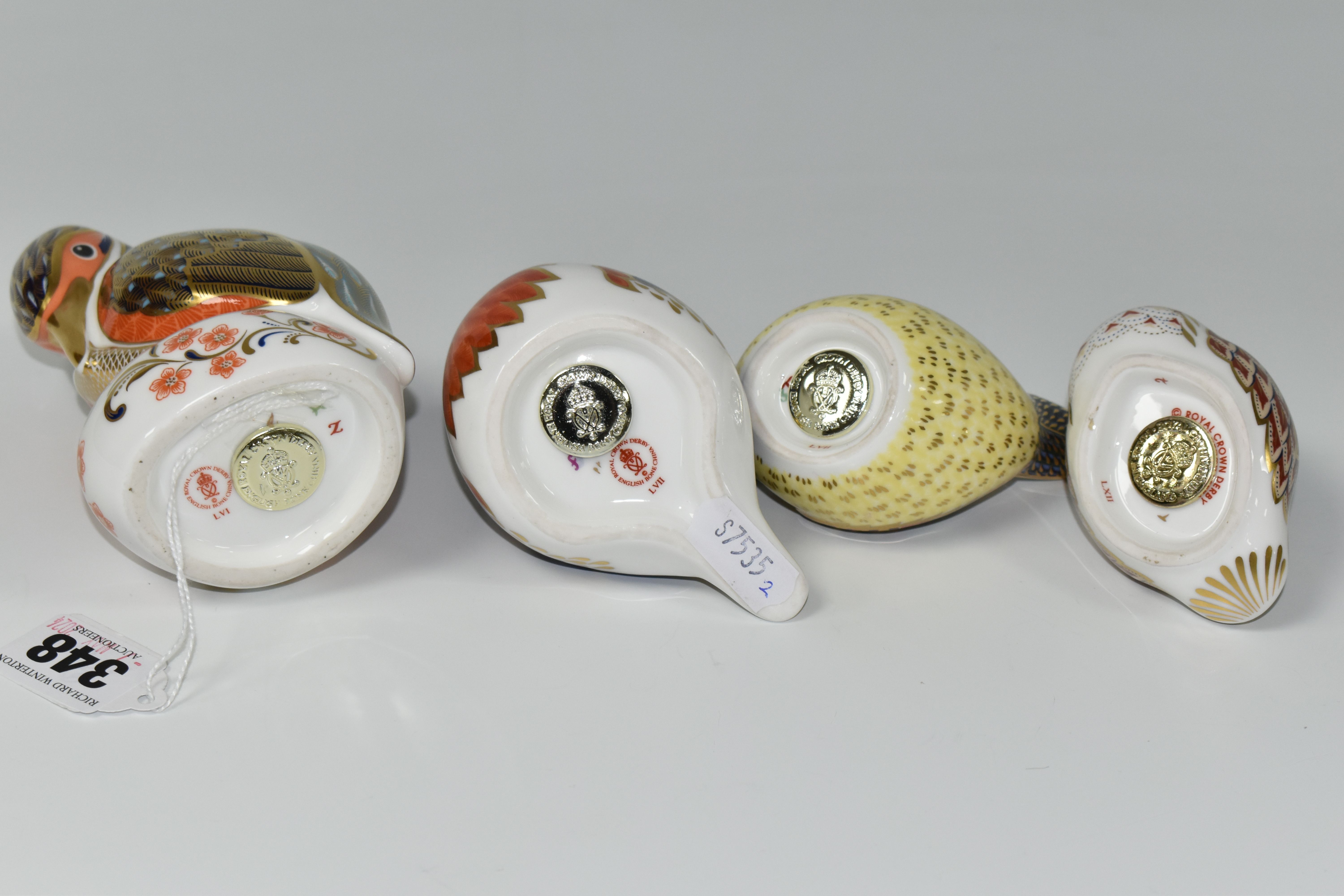 A GROUP OF FOUR ROYAL CROWN DERBY IMARI BIRD PAPERWEIGHTS, comprising a Kingfisher with gold - Image 4 of 4