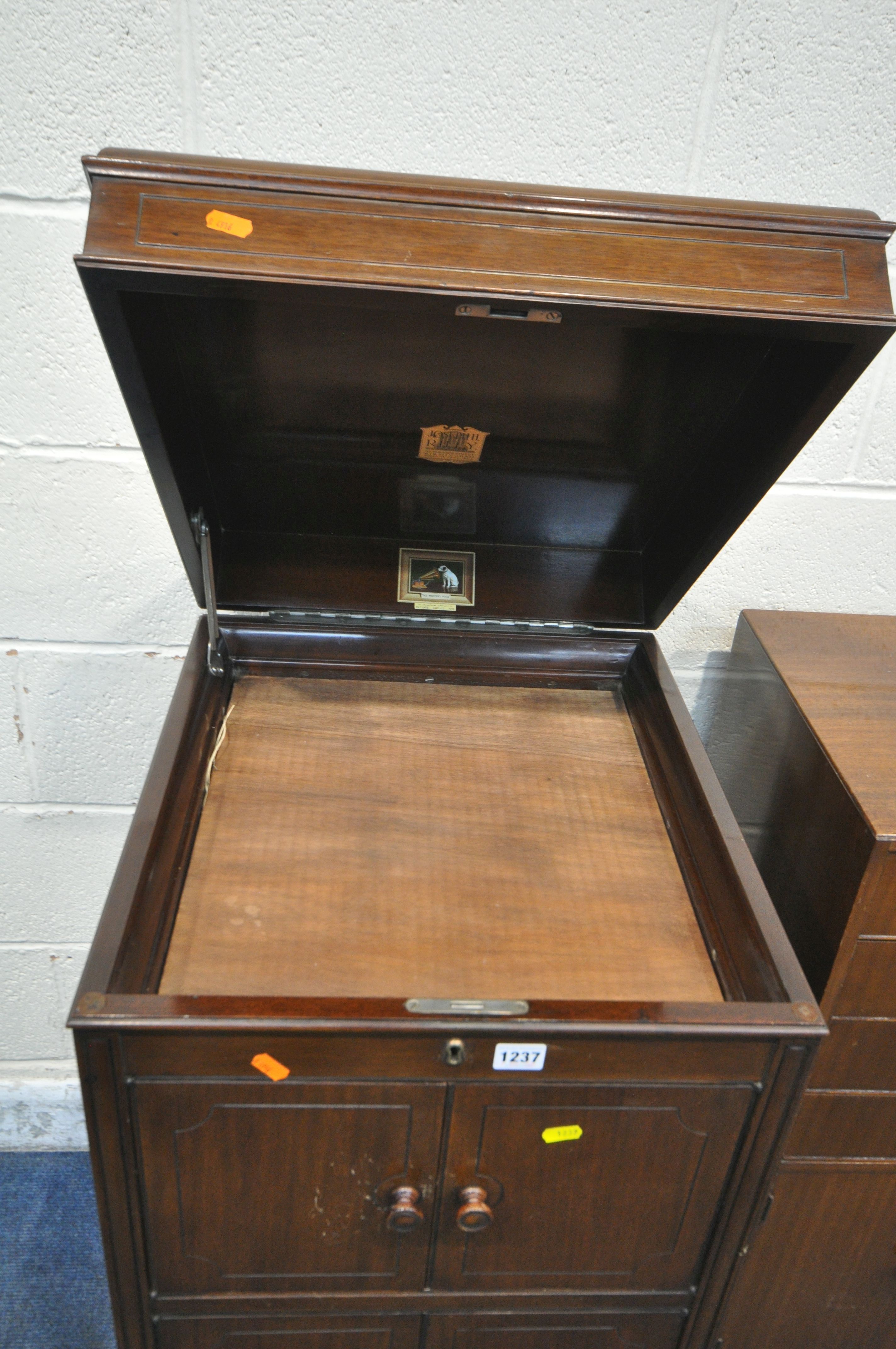 A 20TH CENTURY 'HIS MASTERS VOICE' GRAMOPHONE CABINET, with a hinged lid and four doors, width - Image 3 of 8