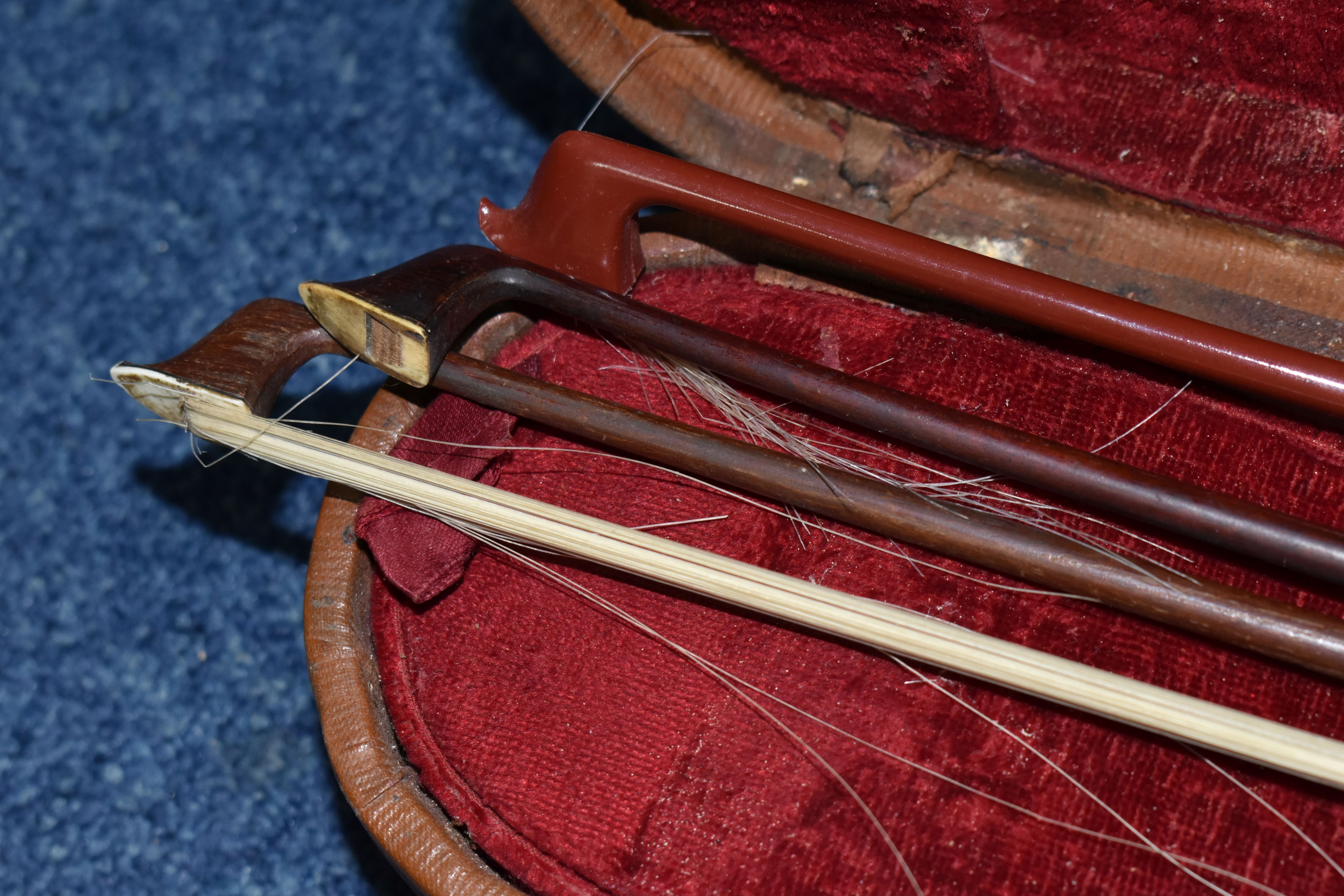 A CASED LATE NINETEENTH CENTURY 3/4 SIZE VIOLIN, bearing label reading 'Lutherie Artistique, T. - Image 13 of 14