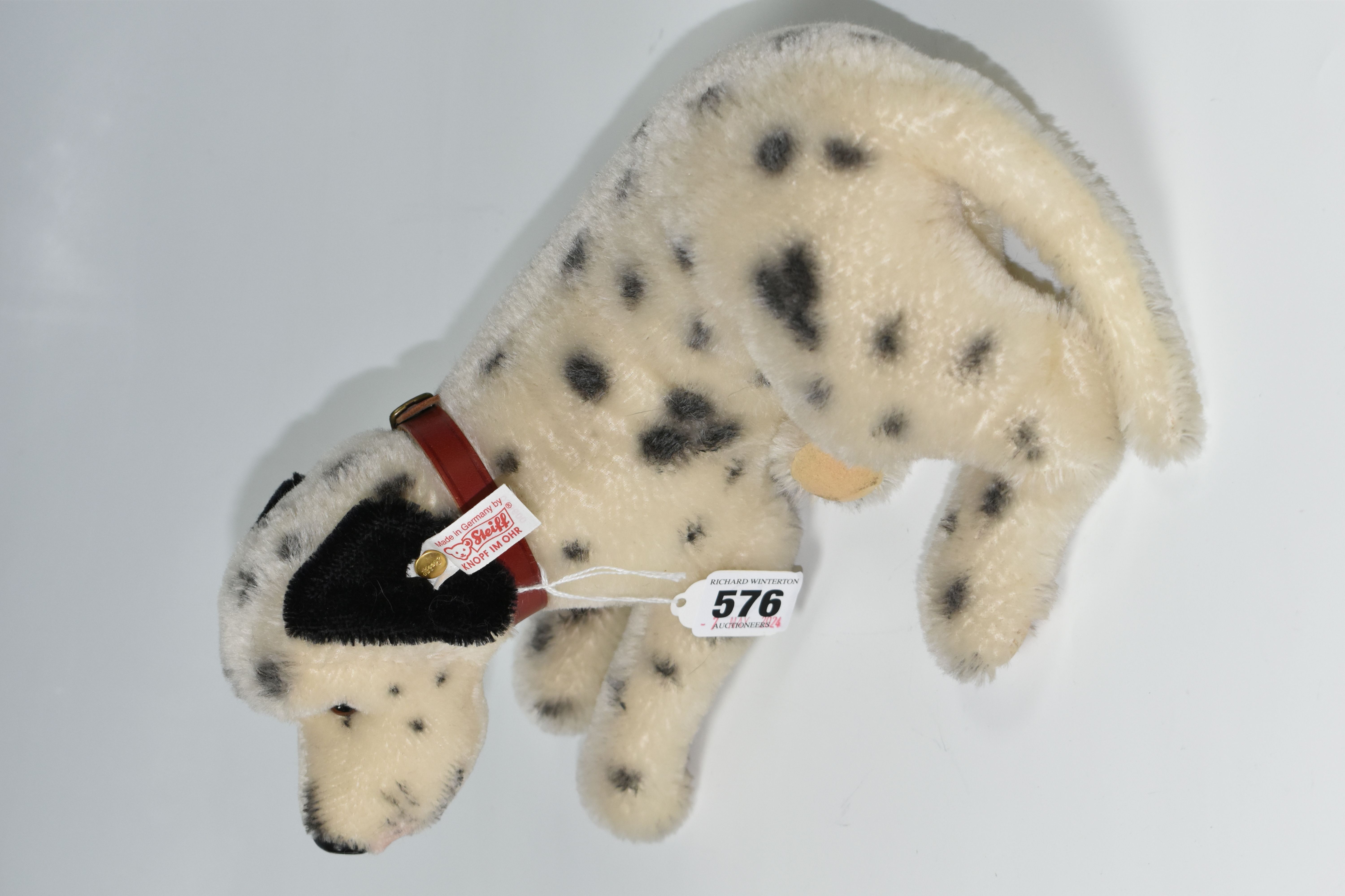 AN UNBOXED MODERN STEIFF LIMITED EDITION MOHAIR DALMATIAN DOG, No.038600, limited edition No.0630 of - Image 2 of 5