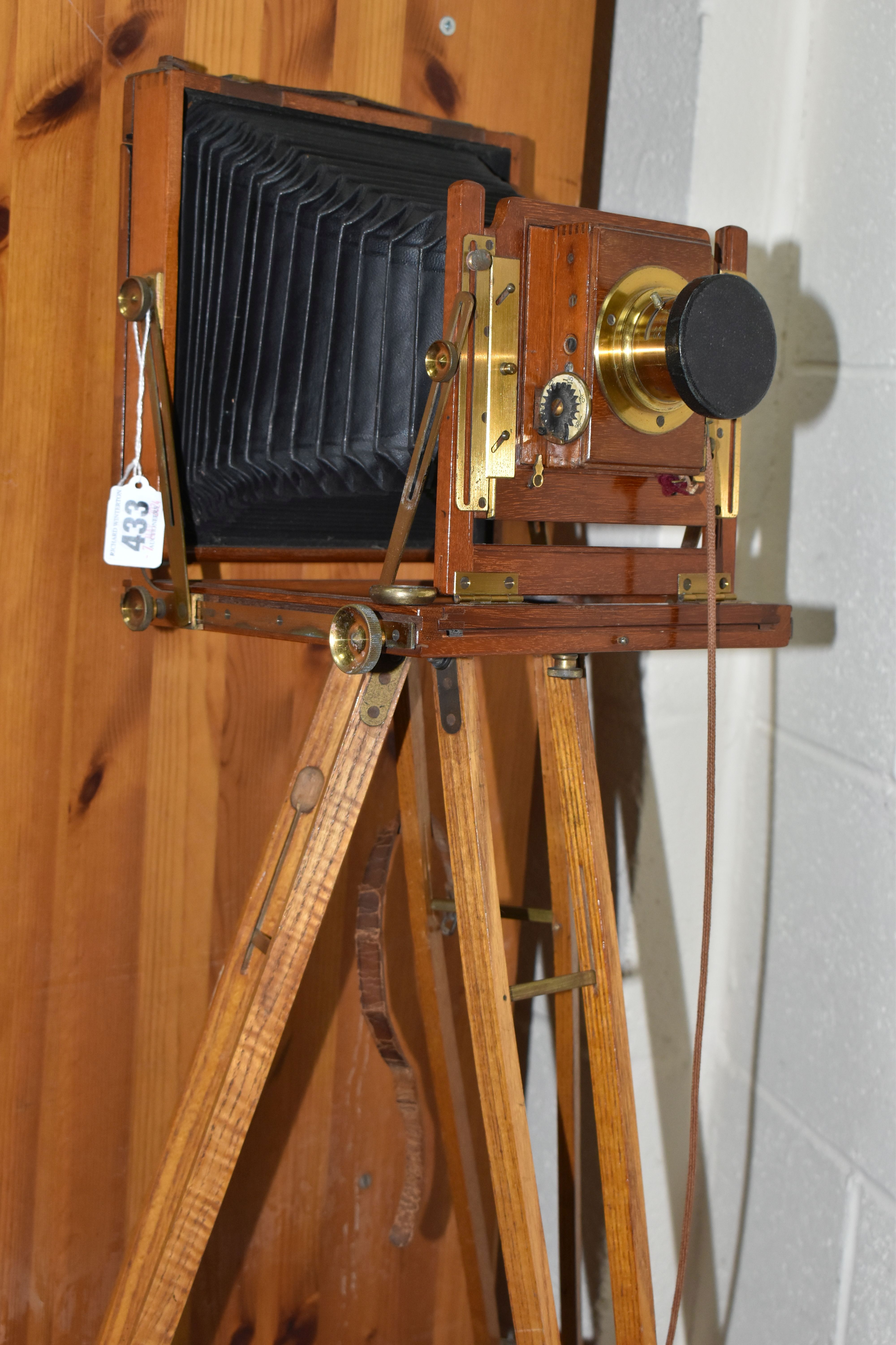 A MAHOGANY FIELD CAMERA WITH STAND, Field Camera, with a Thornton Pickard shutter (1) (Condition - Image 2 of 5