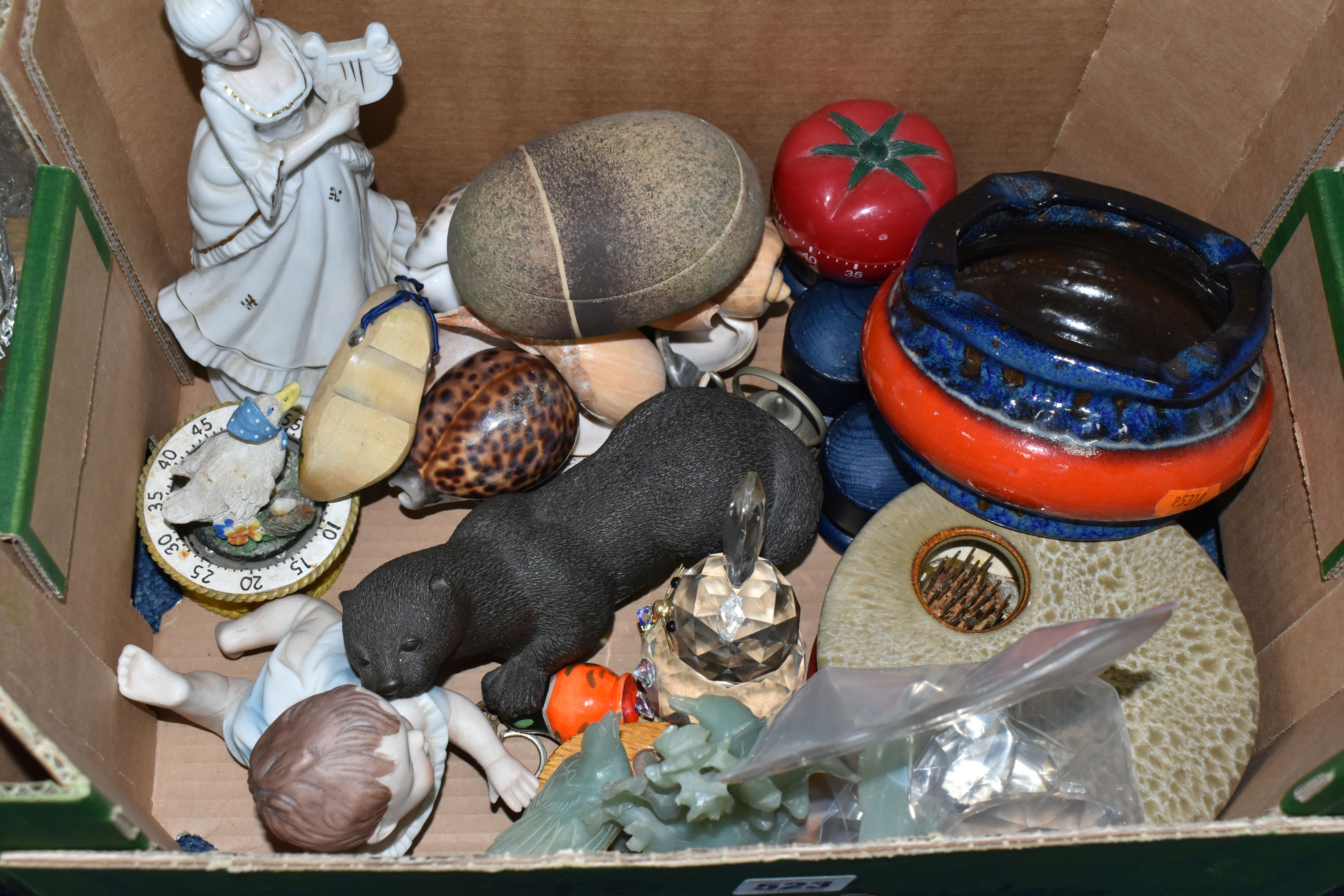 FIVE BOXES OF CERAMICS AND GLASS WARE, to include two boxes of dinnerware by makers including - Image 2 of 7