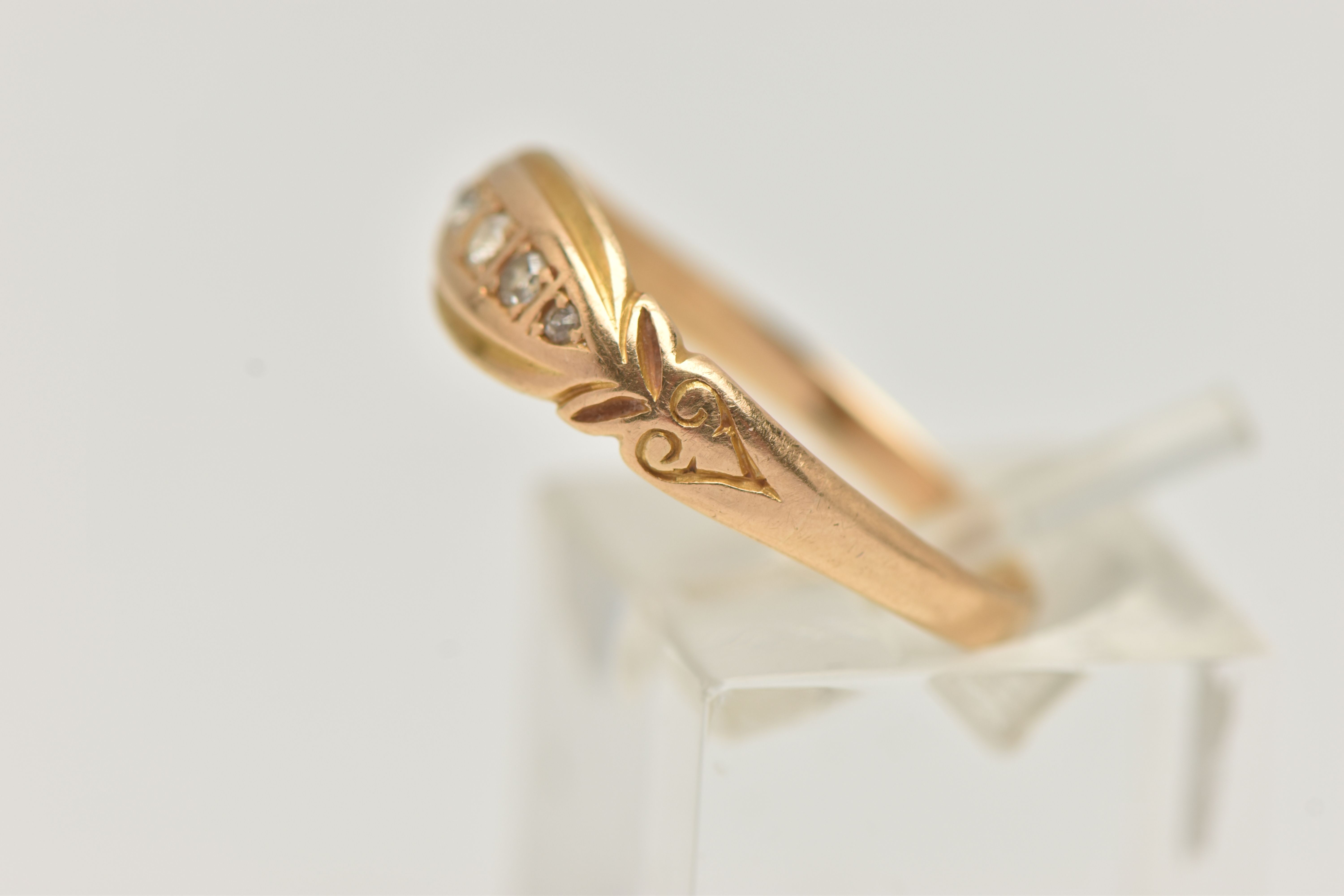 A LATE VICTORIAN 18CT GOLD, DIAMOND FIVE STONE RING, boat ring set with five graduating old cut - Image 2 of 4