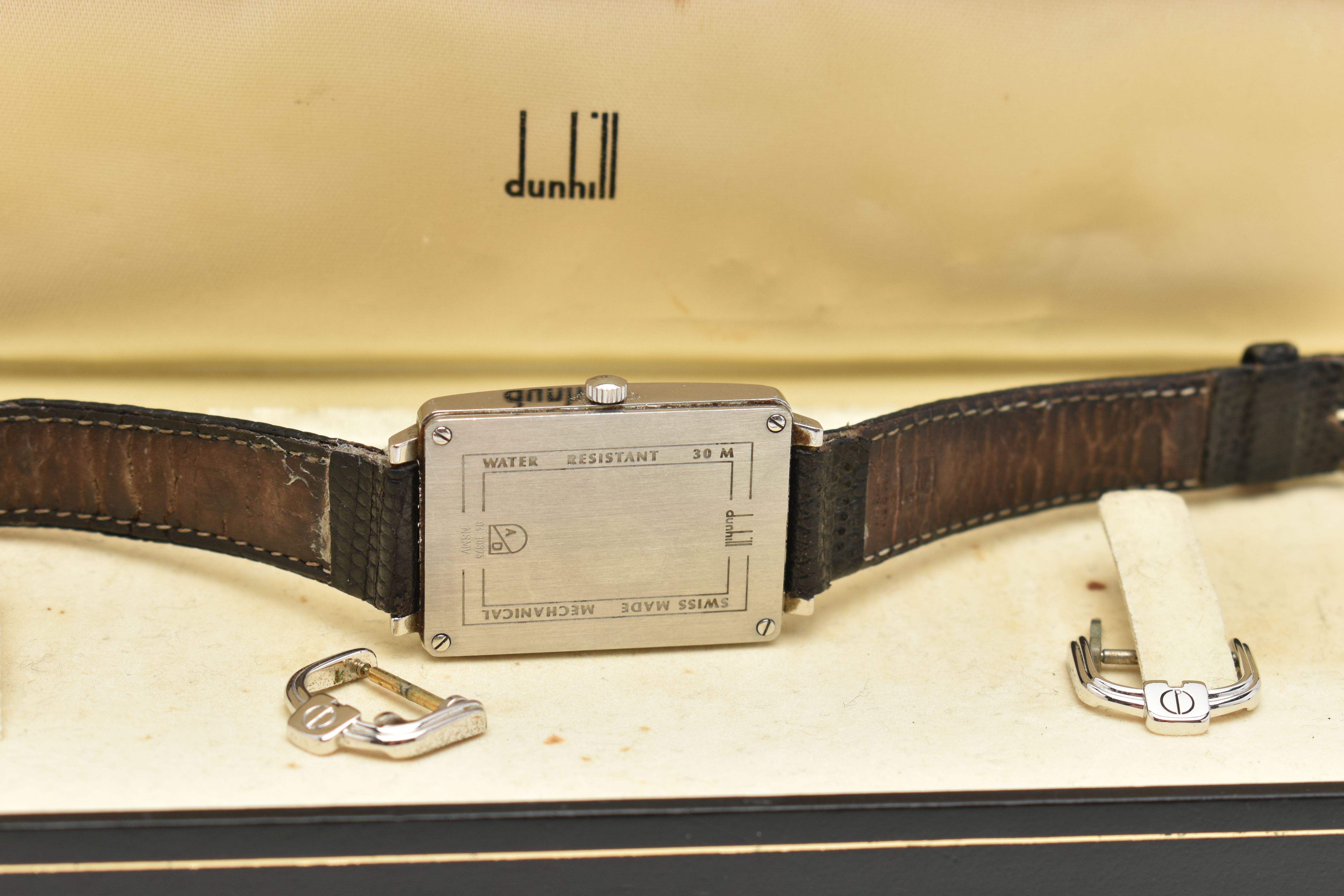 A BOXED GENTS 'DUNHILL' WRISTWATCH, silver rectangular dial signed 'Dunhill' Arabic numerals, blue - Image 6 of 6