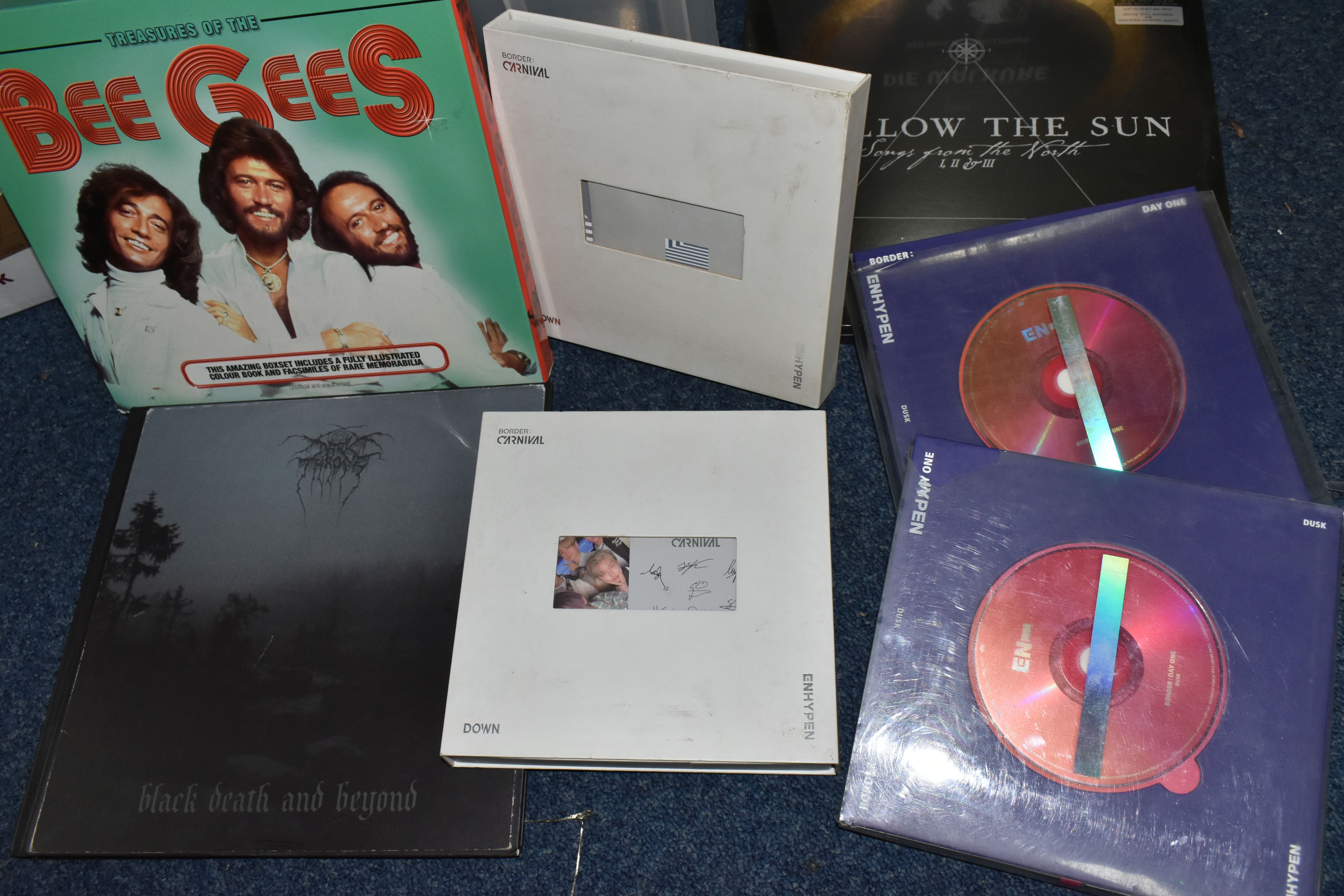 A SELECTION OF SPECIAL EDITION MUSIC MEMORABILIA, pieces include 'Treasures of the Beegees' book - Image 2 of 4