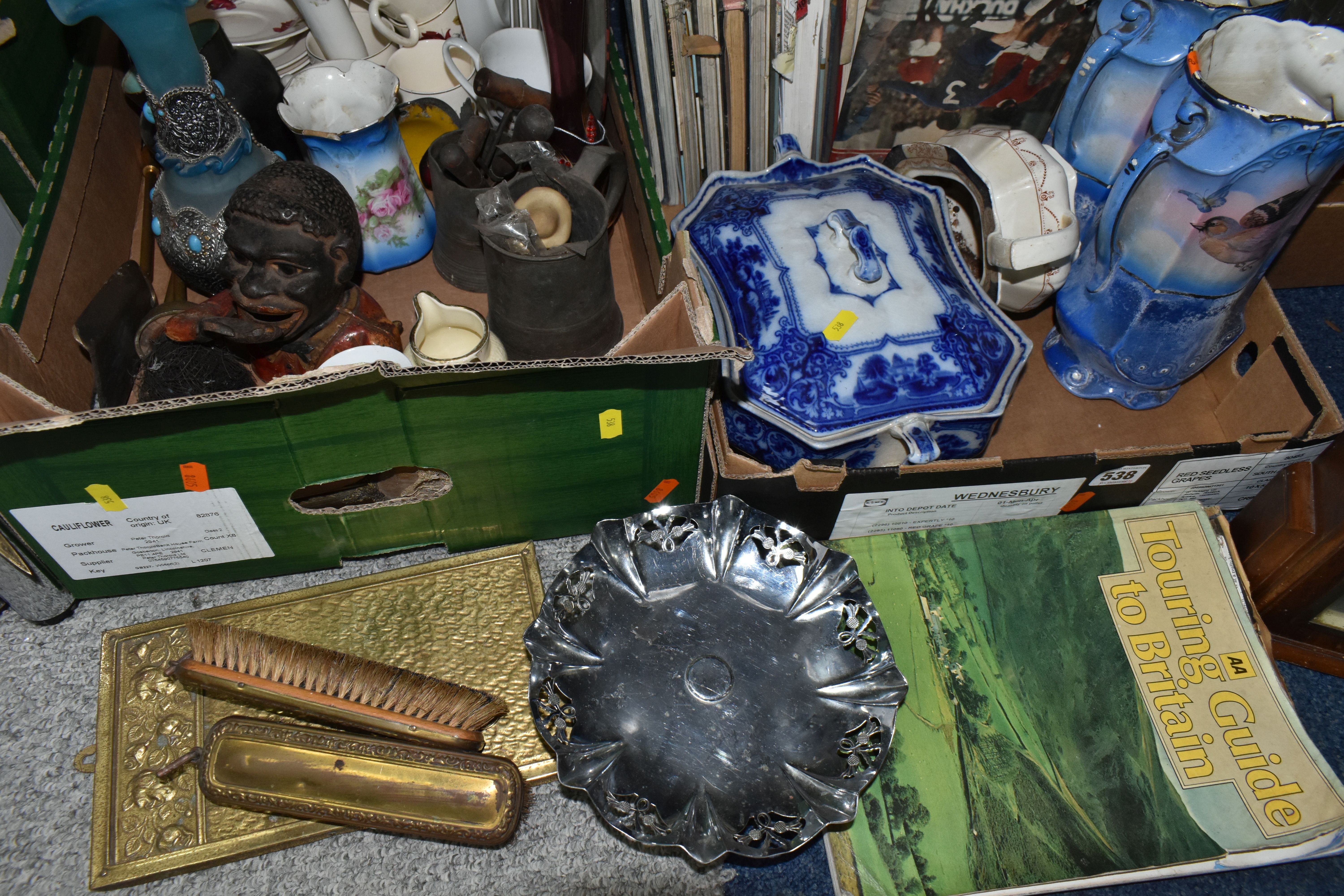 THREE BOXES OF ASSORTED SUNDRY ITEMS ETC, to include a cast metal money box of a black male - Image 7 of 10