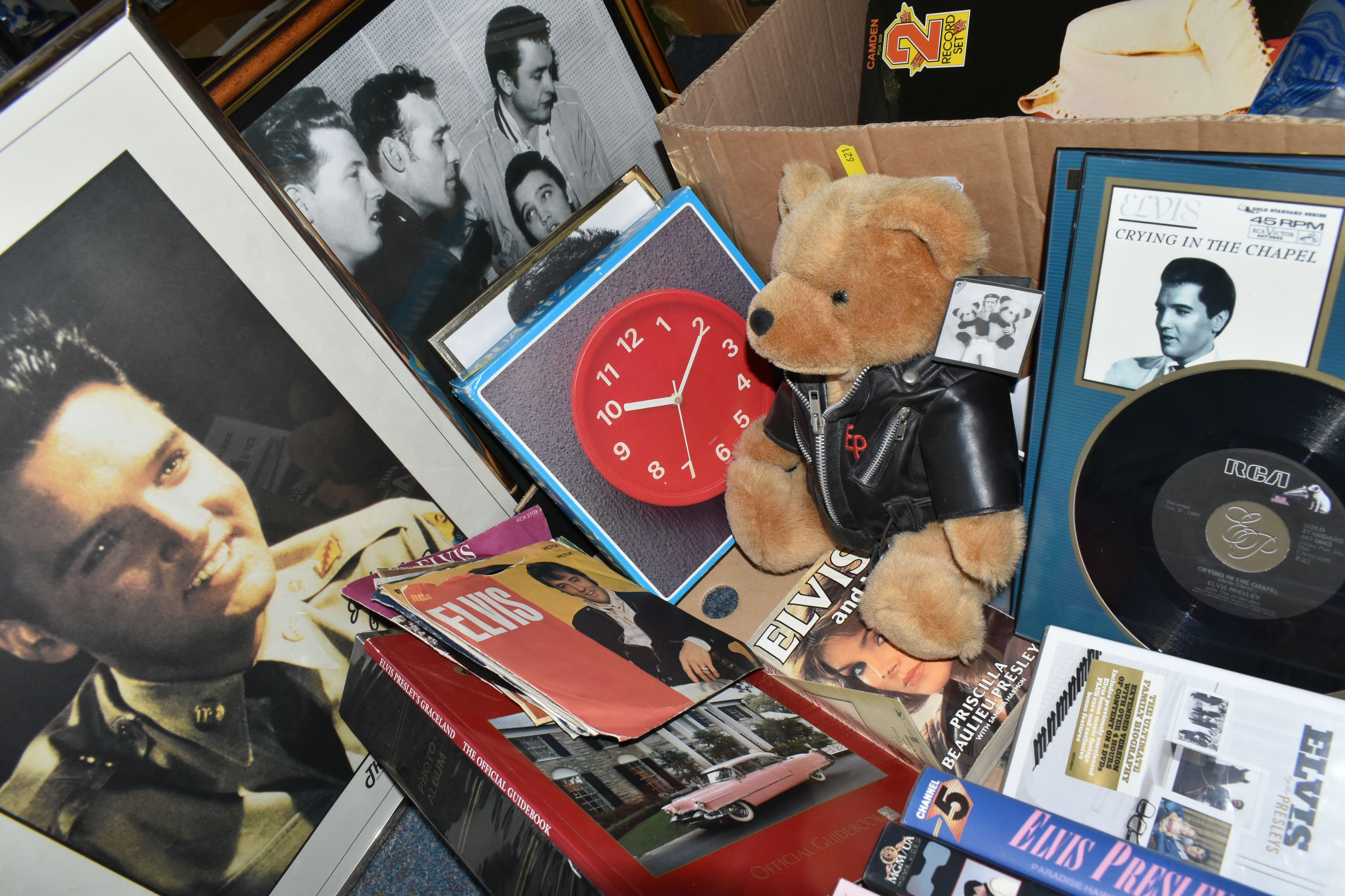 TWO BOXES OF ELVIS PRESLEY LP RECORDS, FILMS AND MEMORABILIA, to include a framed collector's - Image 3 of 5