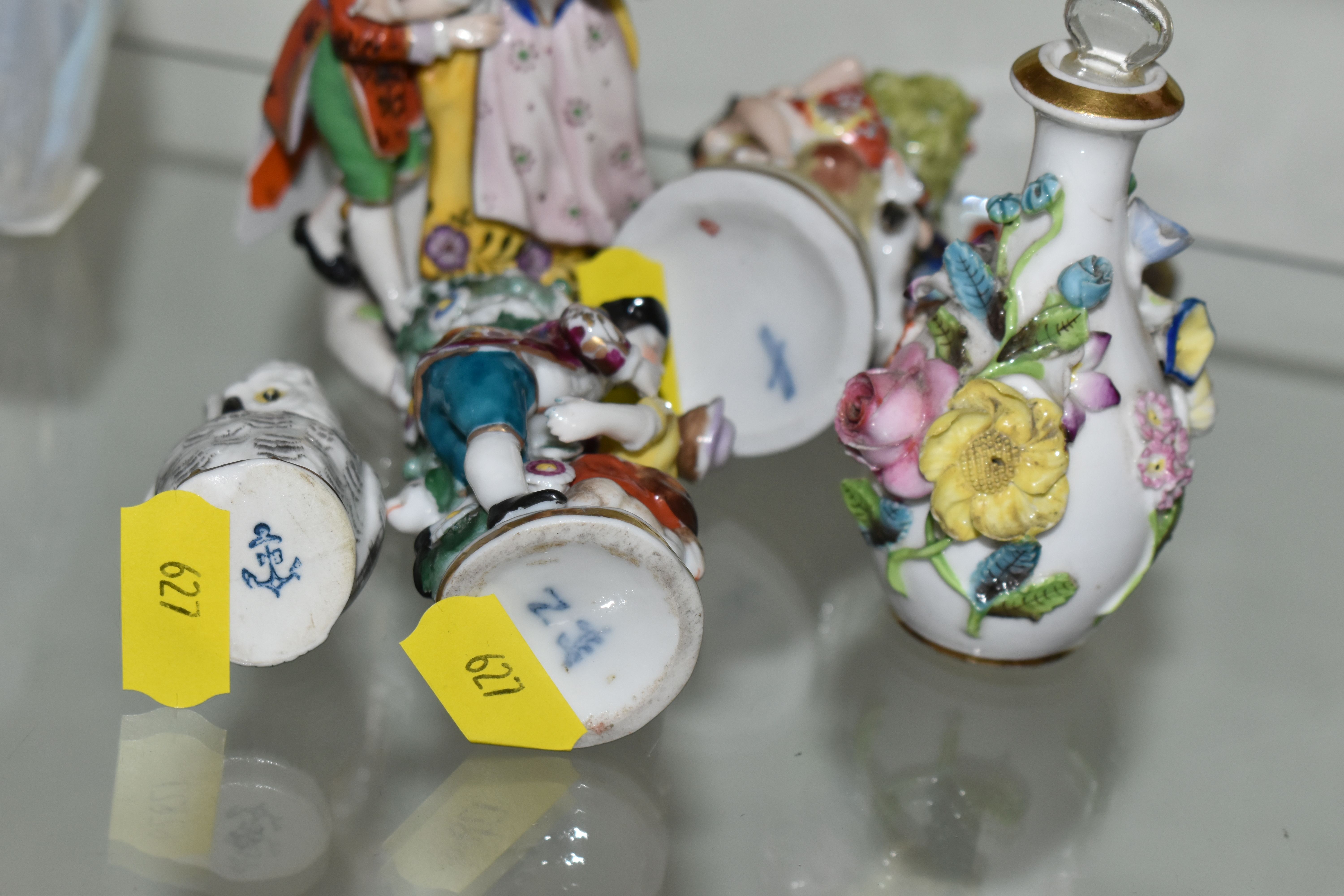 FIVE LATE 19TH AND 20TH CENTURY CONTINENTAL PORCELAIN SCENT BOTTLES, three of figural form with - Image 5 of 5