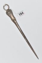 A GEORGIAN SILVER MEAT SKEWER, Kings pattern to the terminal, with large ring, length 28.5cm,