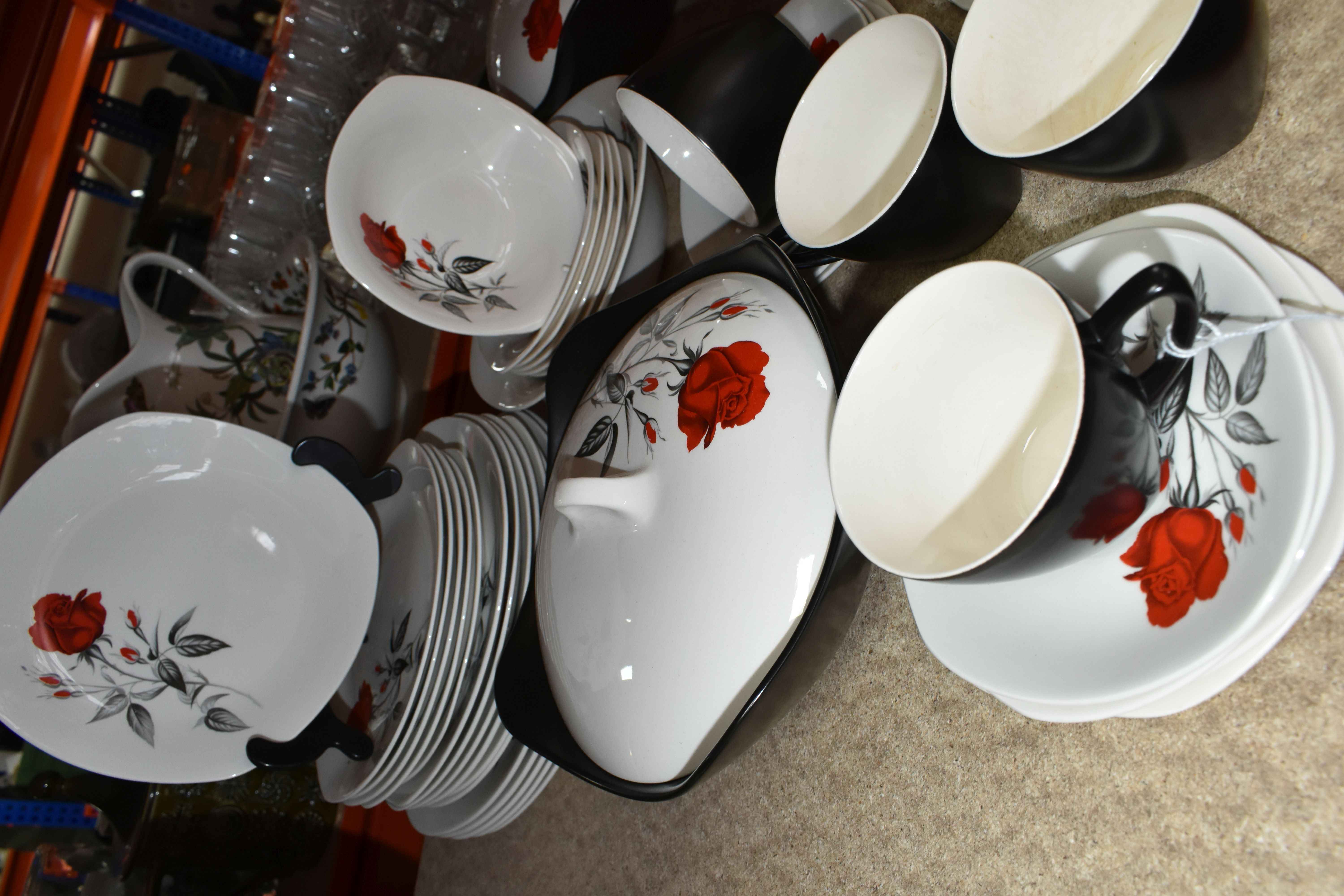 A SELECTION OF CERAMIC DINNERWARE AND SCHEURICH VASE including a 'Pontesa Ironstone Young Range' - Image 5 of 7