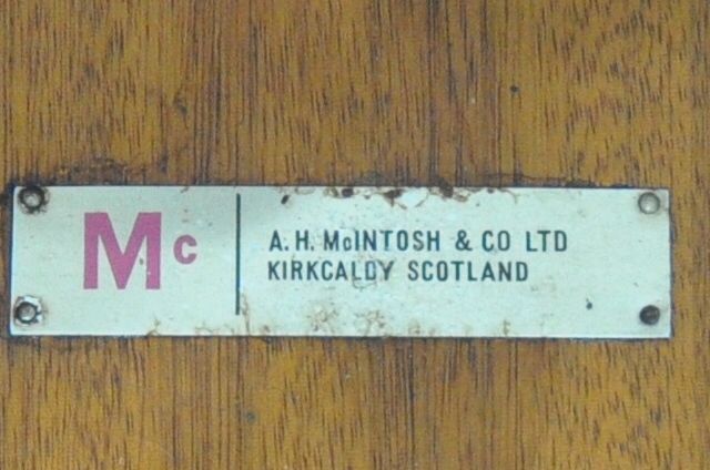 A.H. MCINTOSH AND CO LTD, KIRKCALDY, SCOTLAND, A MID CENTURY TEAK EXTENDING DINING TABLE, with a - Image 6 of 7