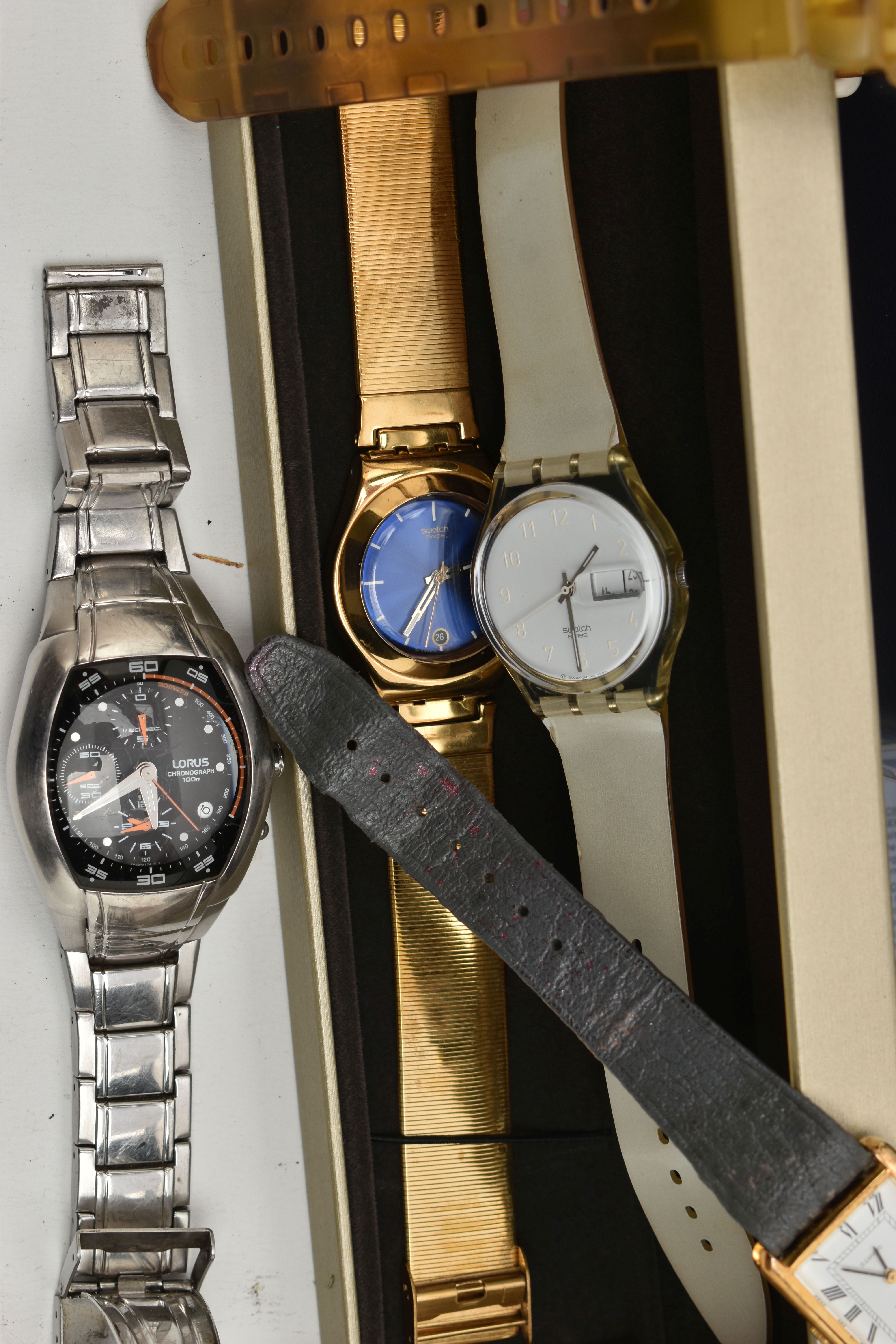 AN ASSORTMENT OF WRISTWATCHES, to include a gold plated 'Swatch Irony' wristwatch SR726SW, a ' - Bild 3 aus 7