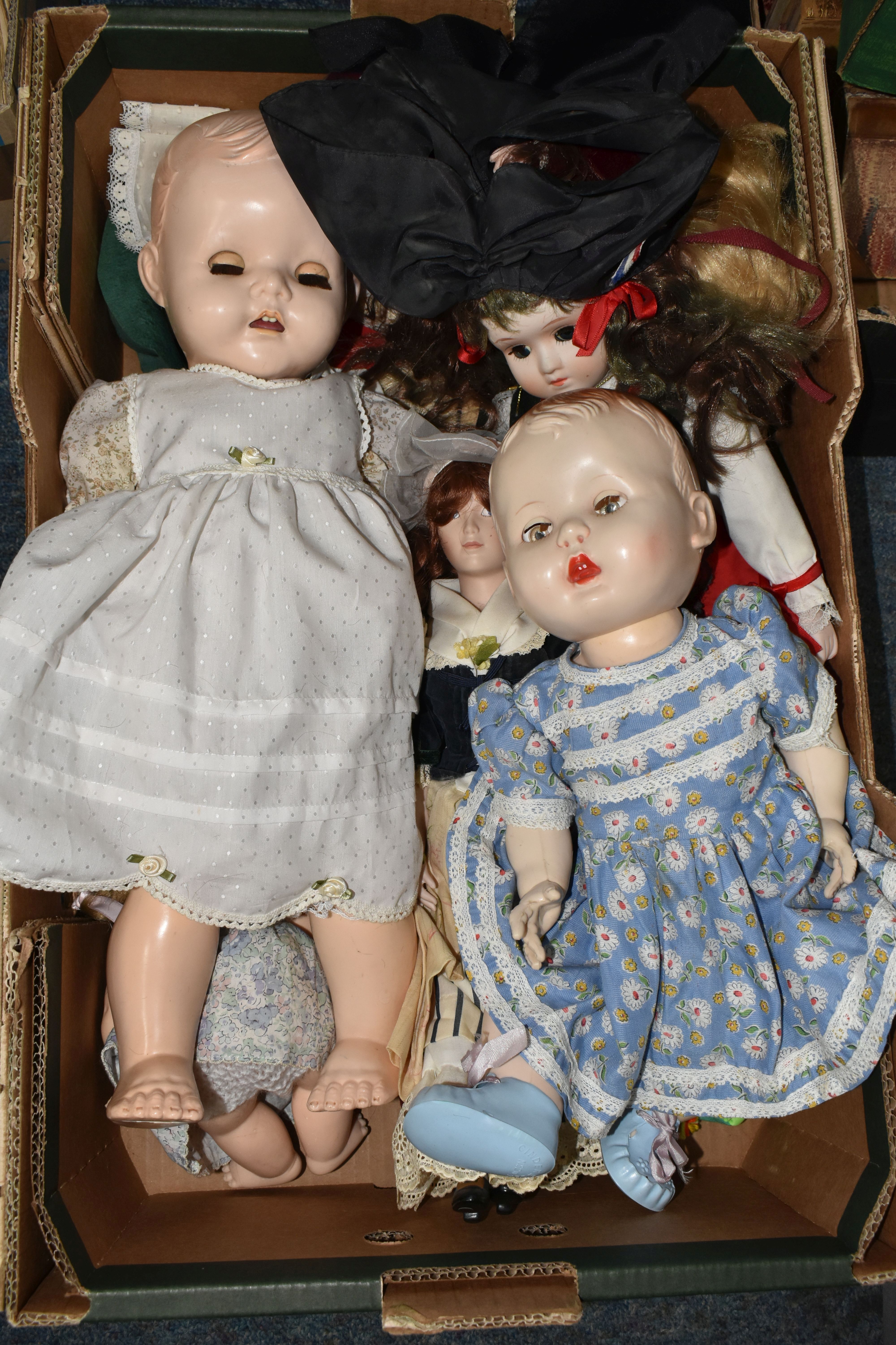 TWO BOXES OF VINTAGE DOLLS INCLUDING BRANDED MANUFACTURERS SUCH AS PEDIGREE, ROSEBUD, EFFANBEE, A - Image 3 of 4