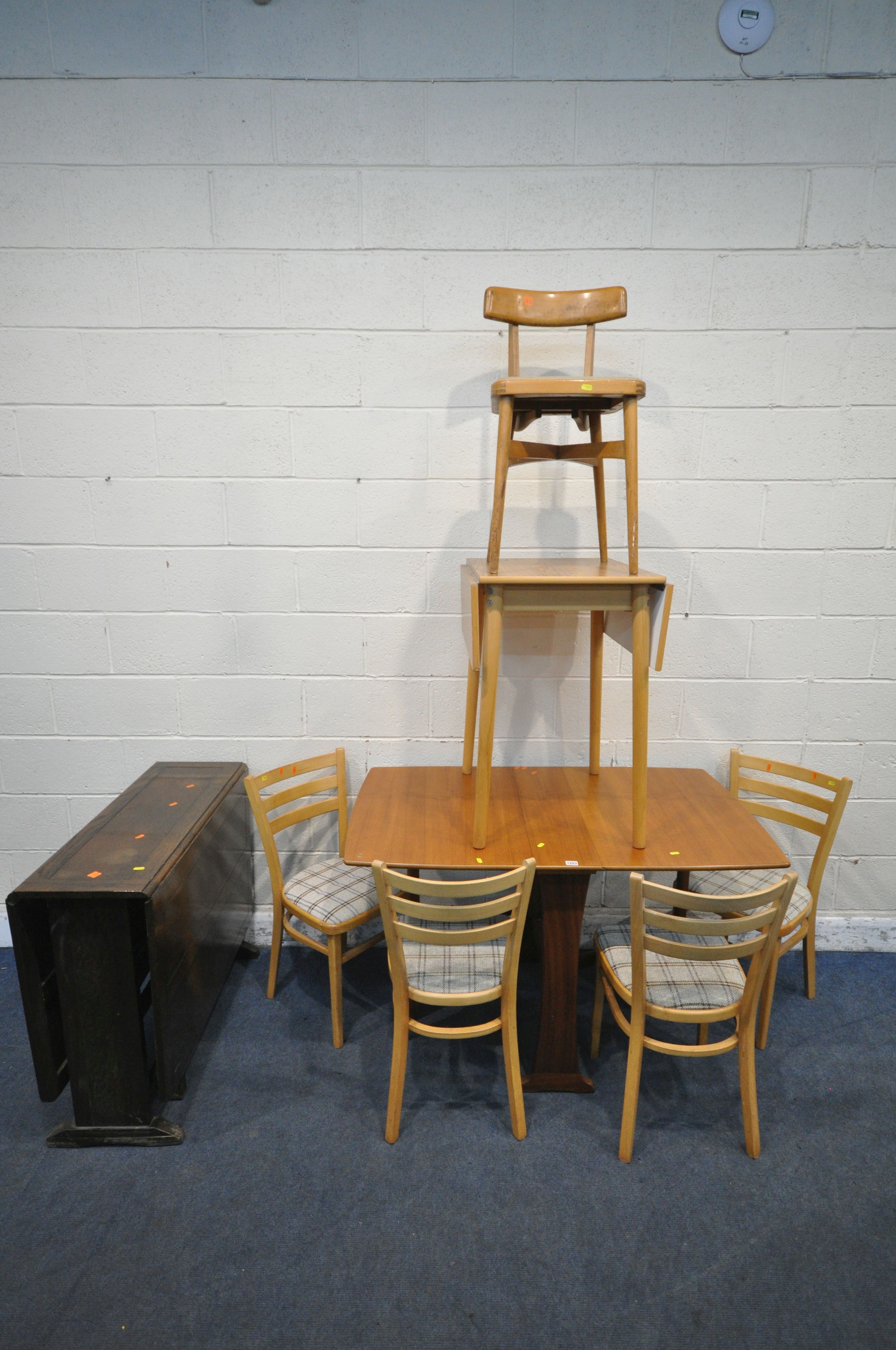 A MID CENTURY TEAK DROP LEAF TABLE, open width 122cm x closed with 21cm x depth 75cm x height