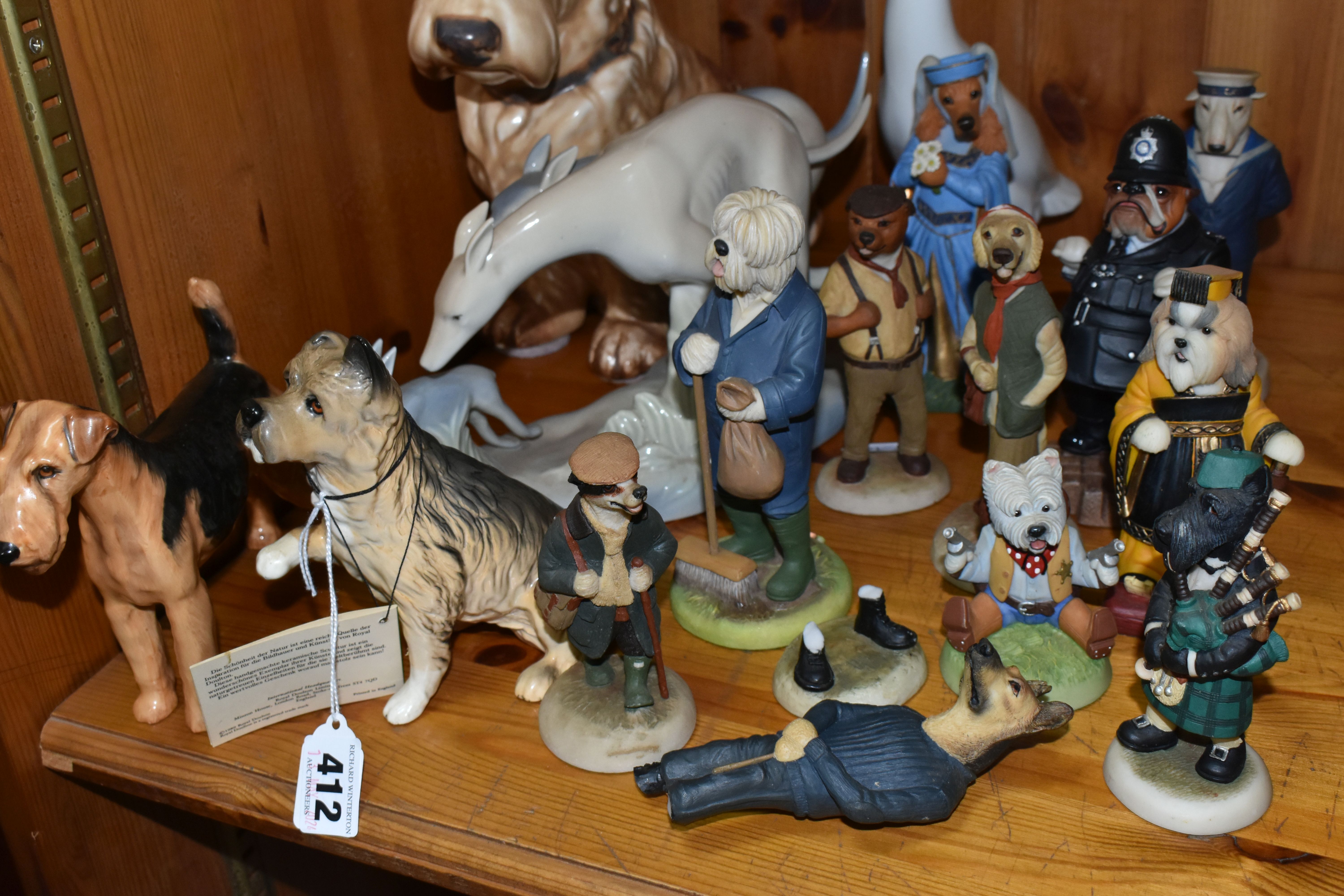 A GROUP OF ANIMAL THEMED ORNAMENTS, comprising Royal Doulton and Robert Harrop 'Country Companions', - Image 2 of 6