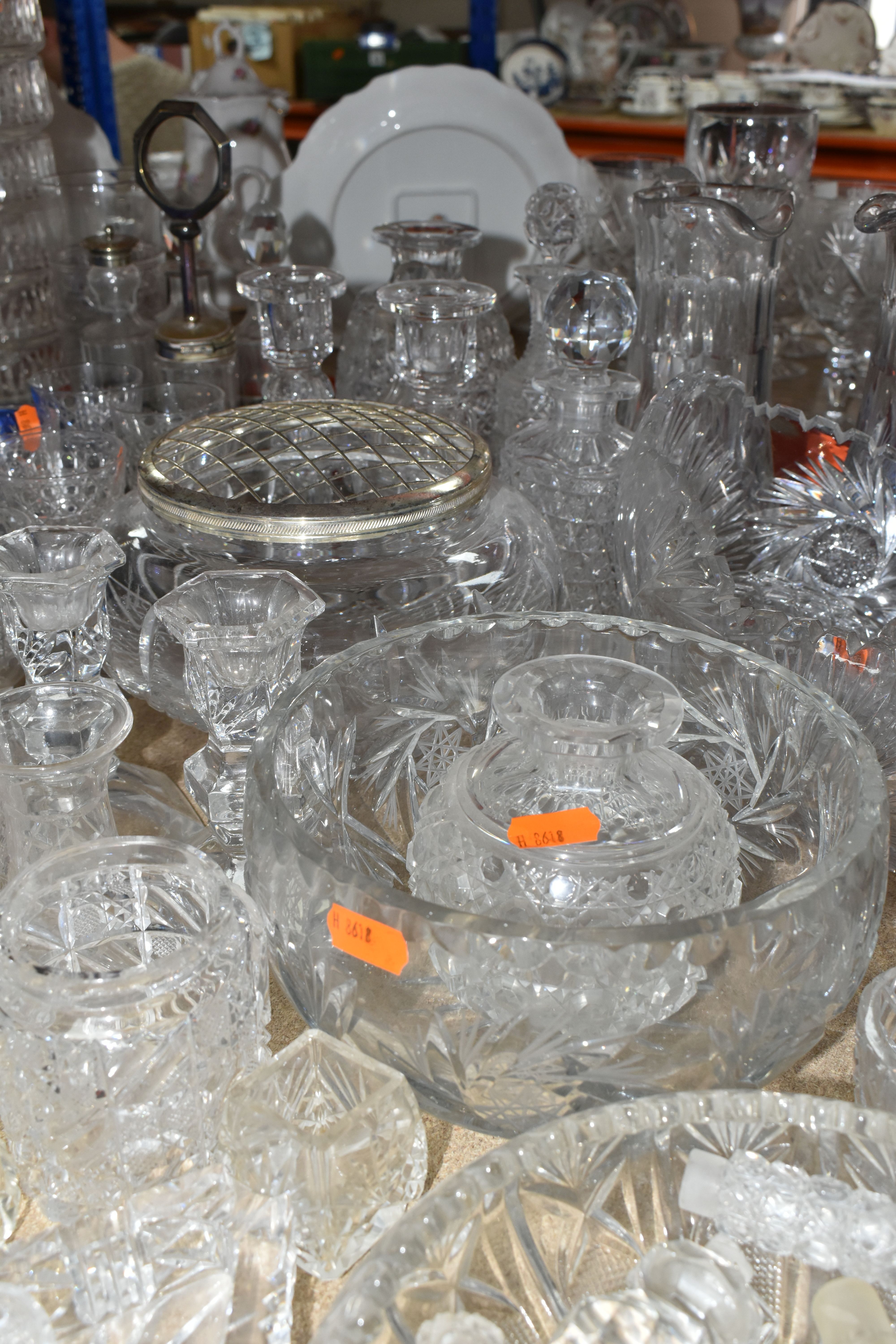 A LARGE VARIETY OF CRYSTAL CUT CLASS DECORATIVE WEAR including six 'Bohemian Crystal' glasses in - Image 8 of 9