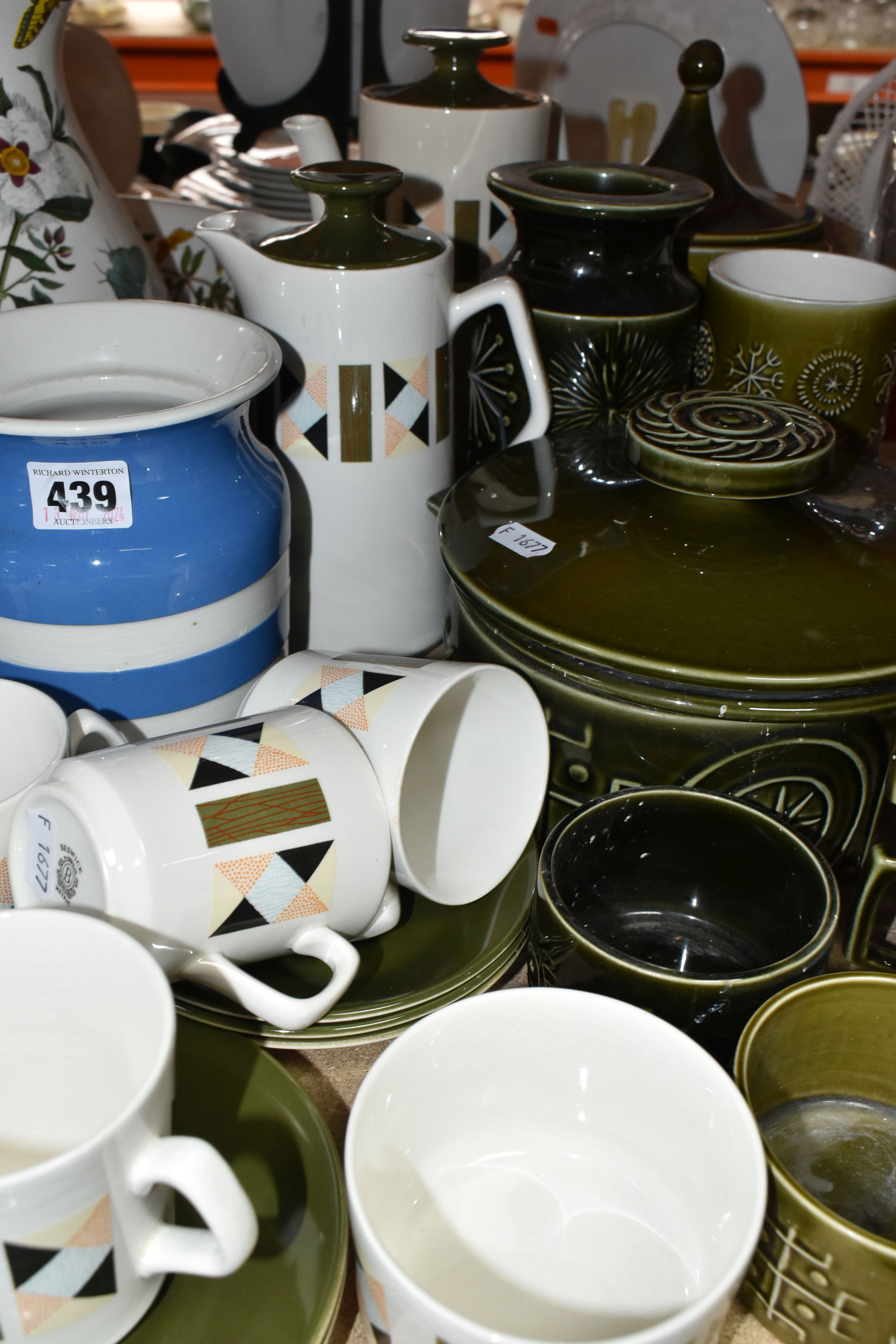 A LARGE COLLECTION OF CERAMIC KITCHENWARE INCLUDING PORTMERION, BESWICK AND T.G. GREEN 'CORNISH - Image 3 of 7
