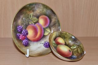 TWO ROYAL WORCESTER FALLEN FRUIT DESIGN PIN DISHES, comprising a dish decorated with peaches and