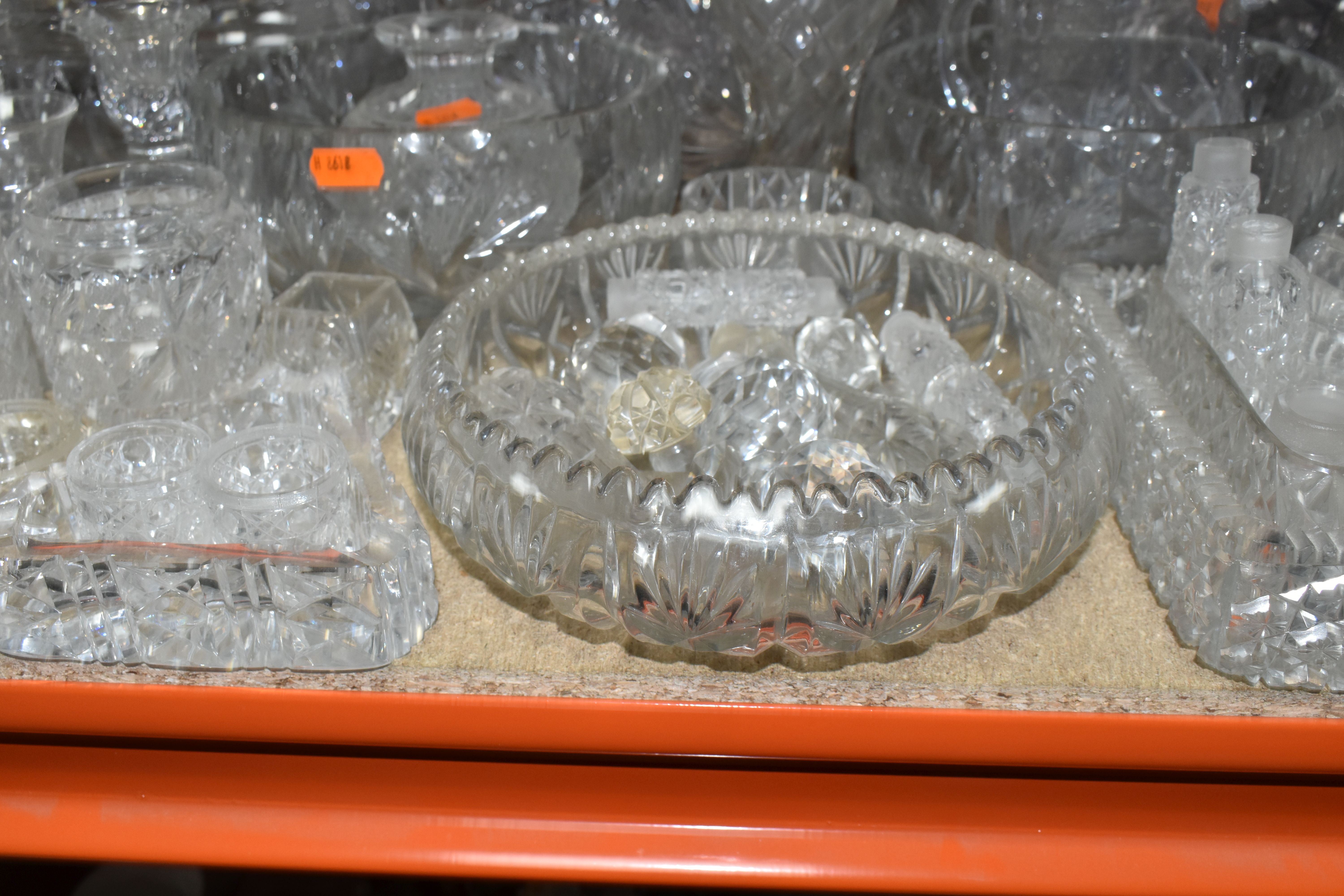 A LARGE VARIETY OF CRYSTAL CUT CLASS DECORATIVE WEAR including six 'Bohemian Crystal' glasses in - Image 4 of 9