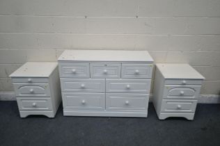 A MODERN WHITE SIDEBOARD / CHEST OF SEVEN DRAWERS, width 115cm x depth 43cm x height 85cm, triple