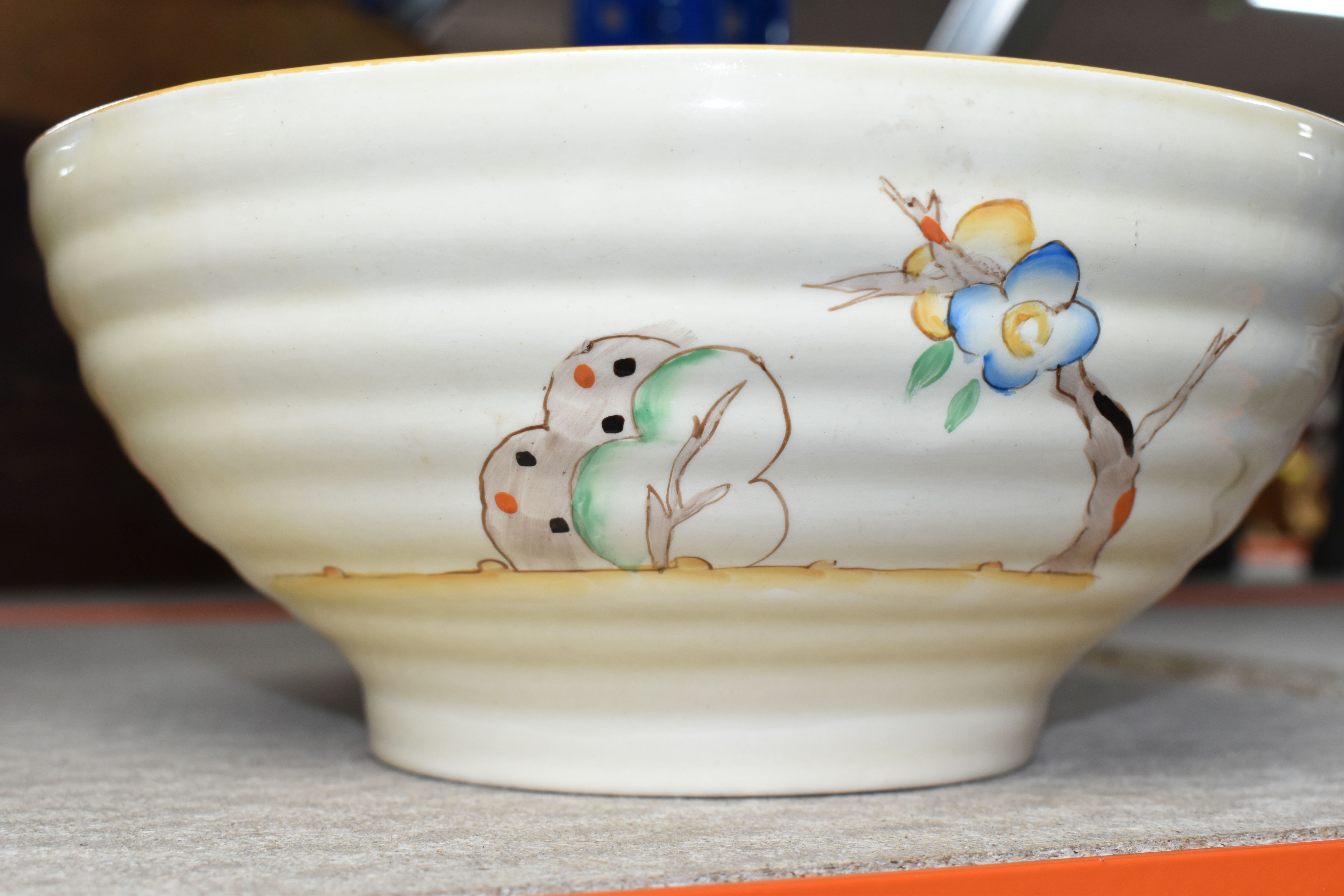 A CLARICE CLIFF 'TIGER TREES' PATTERN BOWL, the ribbed bowl painted with the stylised trees on a - Image 3 of 5