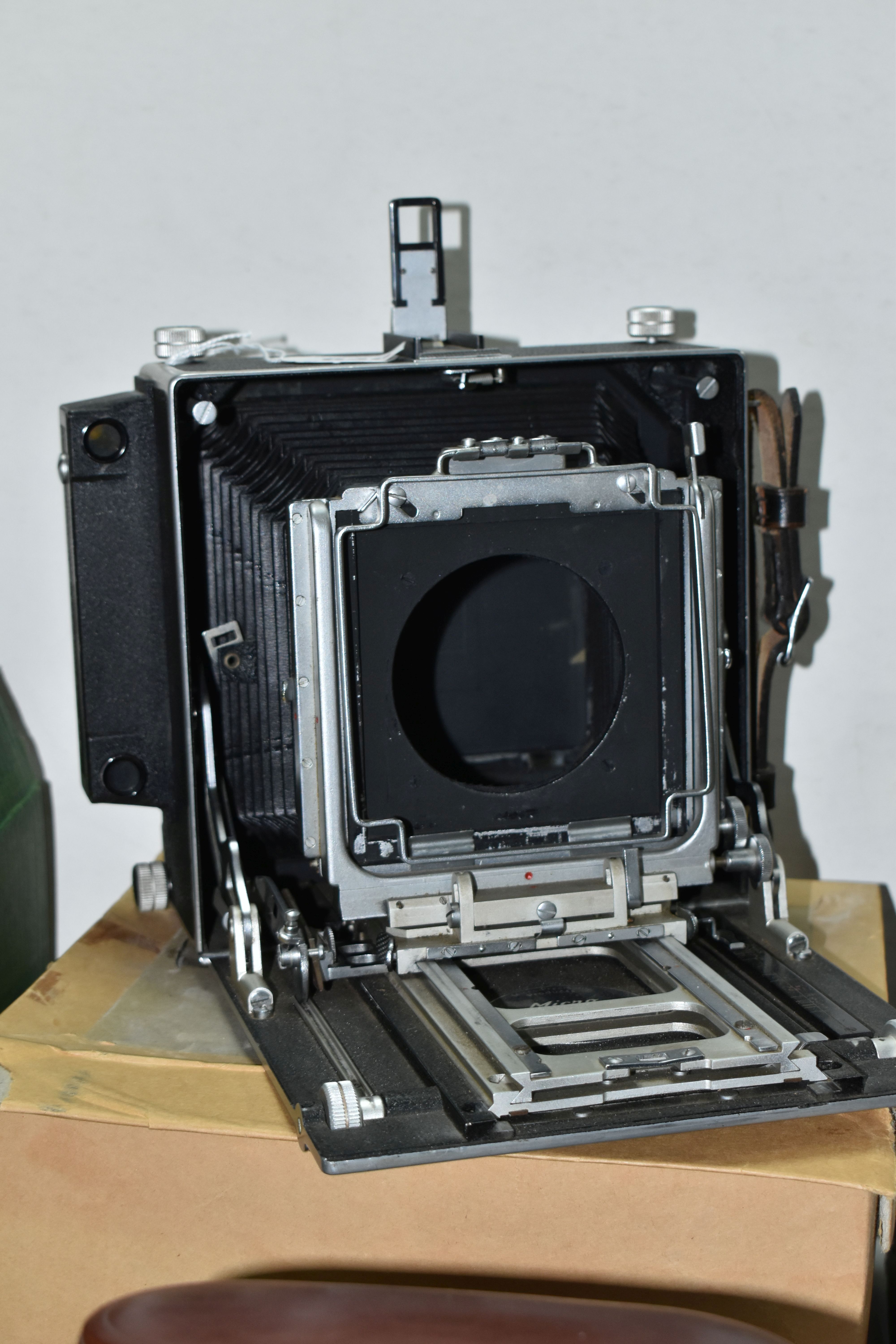 AN MPP MICRO TECHNICAL 5X4 INCH FILM CAMERA, together with a Schneider- Kreuznach Xenar 180mm f4.5 - Image 3 of 6