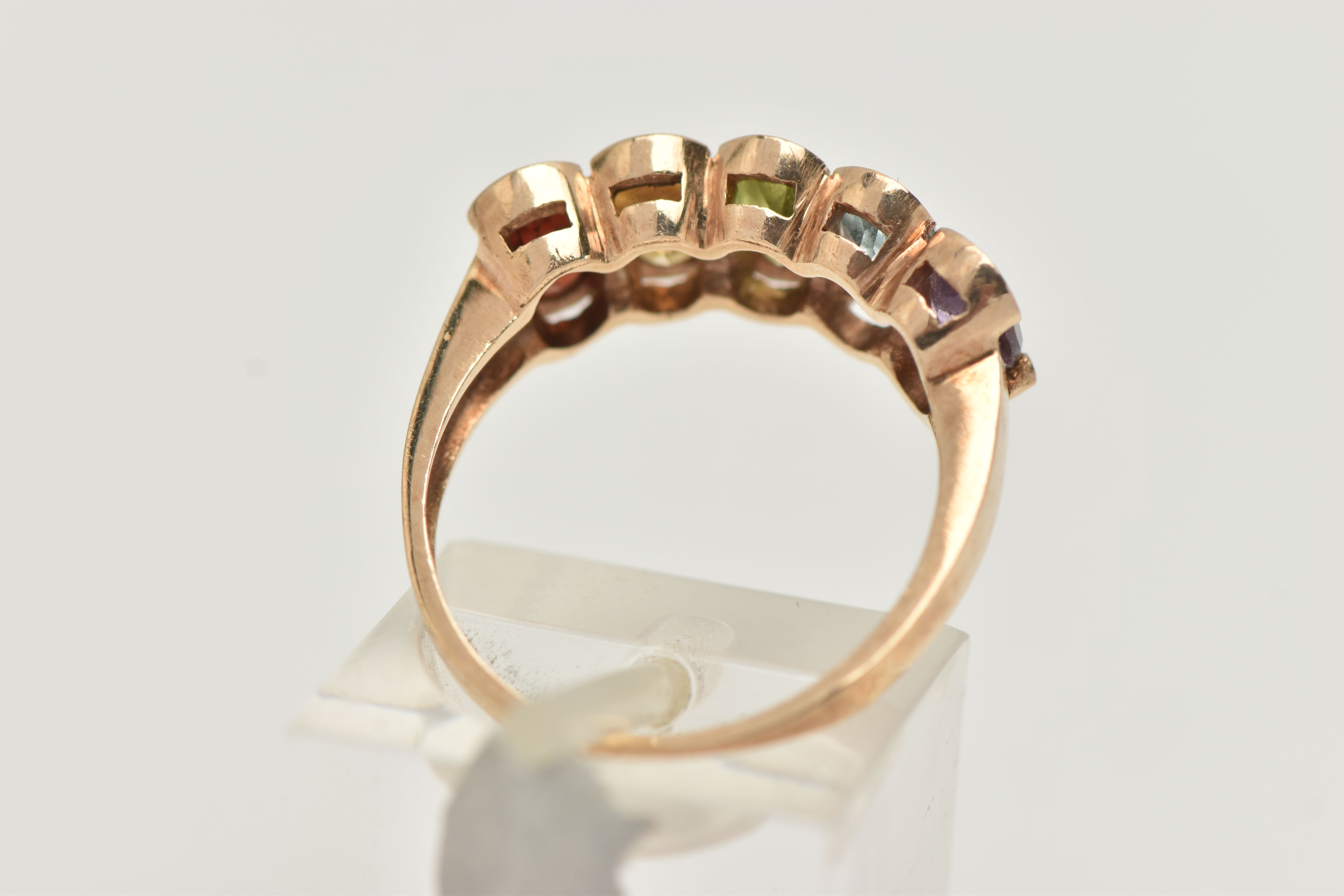A 9CT GOLD MULTI GEM SET RING, designed as a row of five oval cut stones to include garnet, citrine, - Image 3 of 4