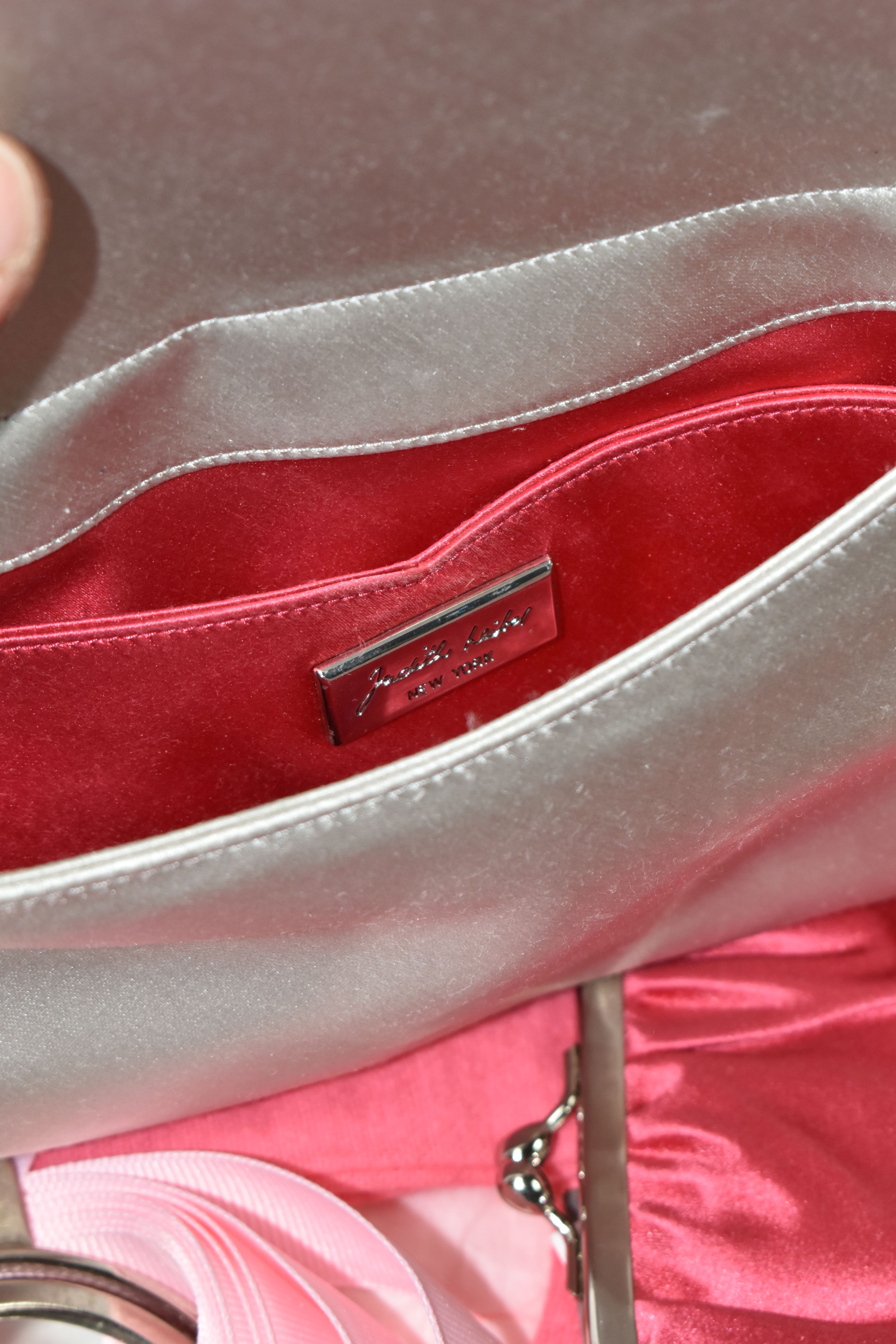 A BOXED JUDITH LEIBER DOUBLE SIDED SILVER DIAMANTE BAG, with grey satin exterior and pink satin - Image 7 of 9