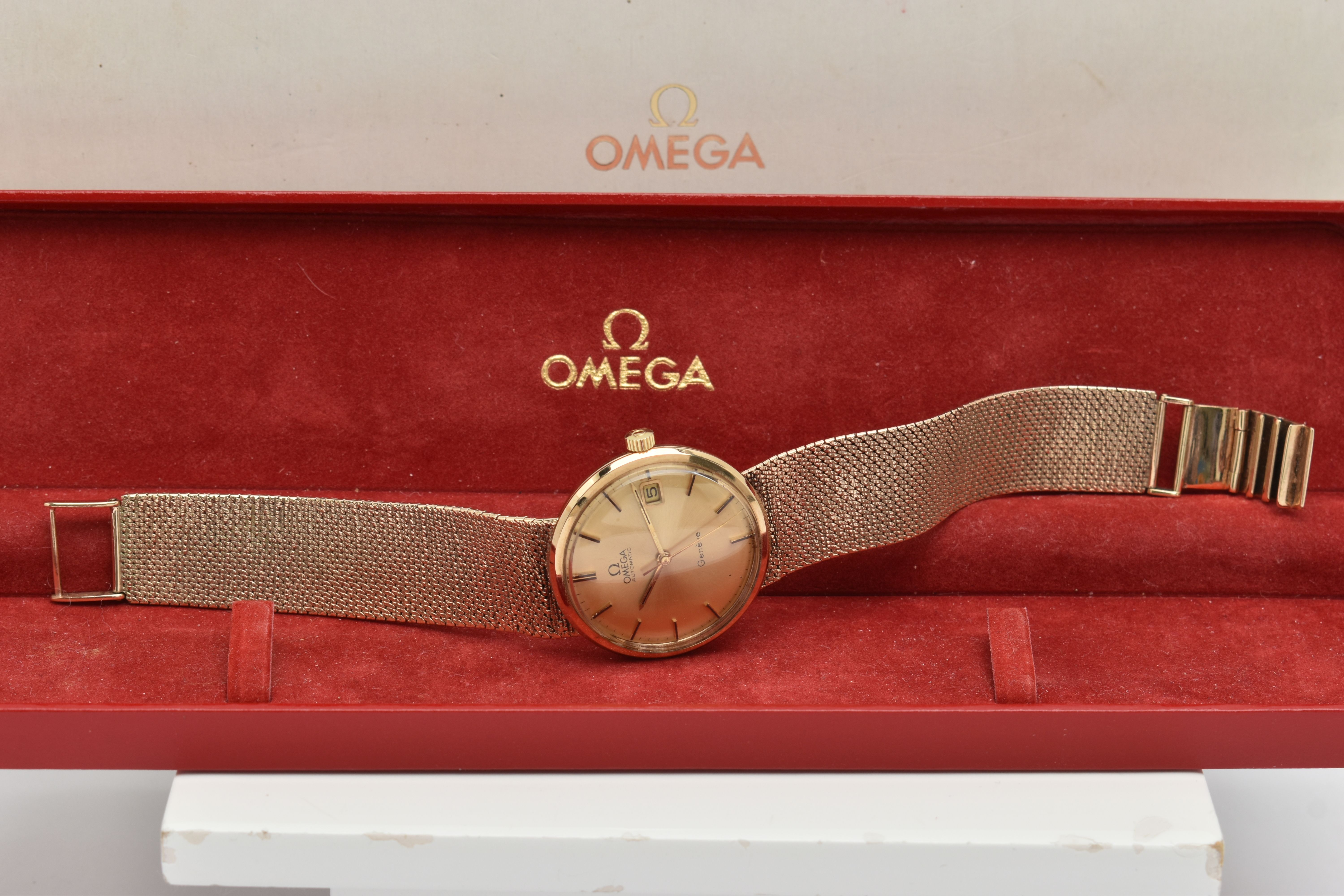 A 9CT GOLD 'OMEGA' WRISTWATCH, automatic movement, round gold tone dial, signed 'Omega automatic - Image 8 of 9
