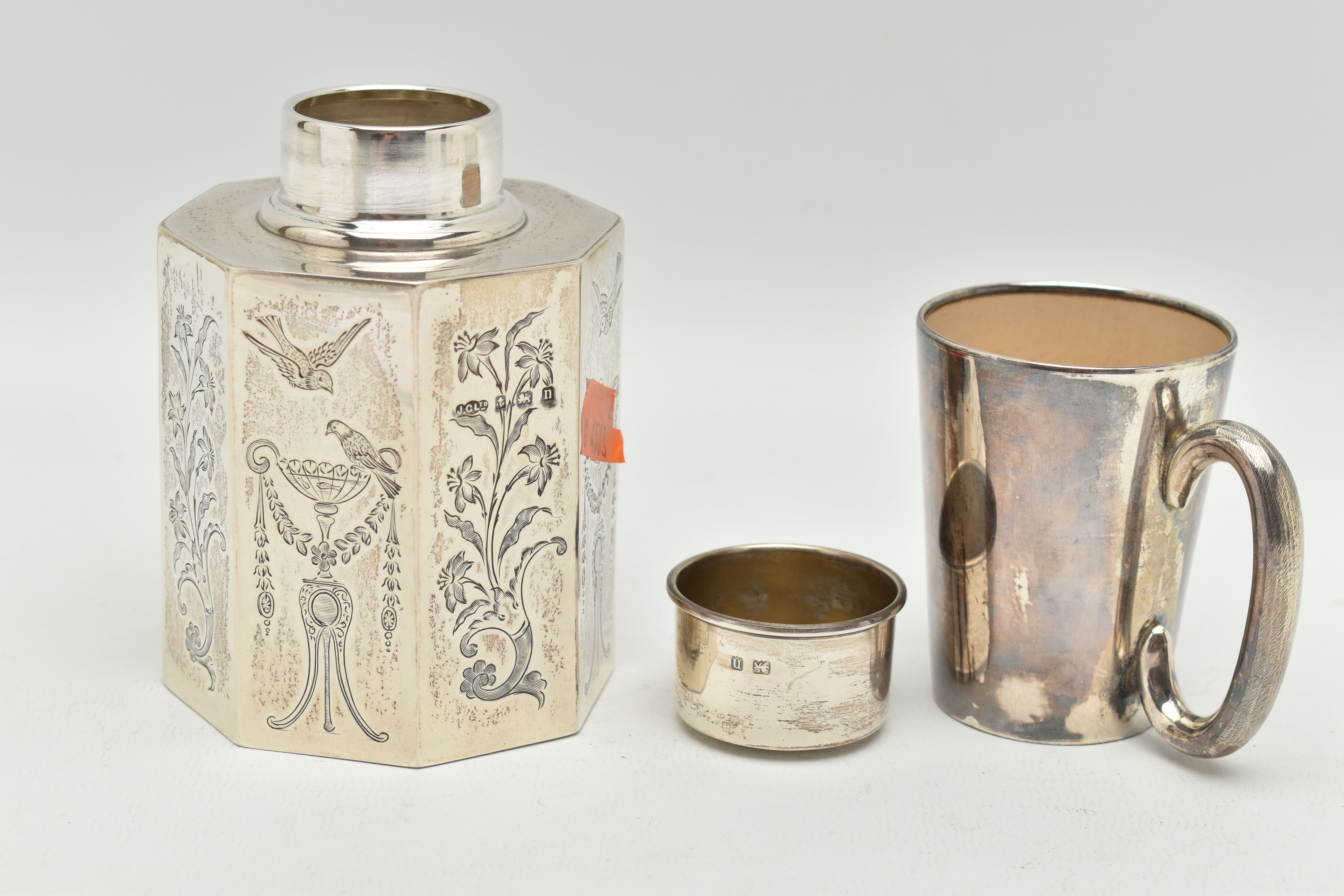 A SILVER TEA CADDY AND A SILVER TRAVEL CUP, the octagonal tea caddy with engraved decoration - Image 4 of 5