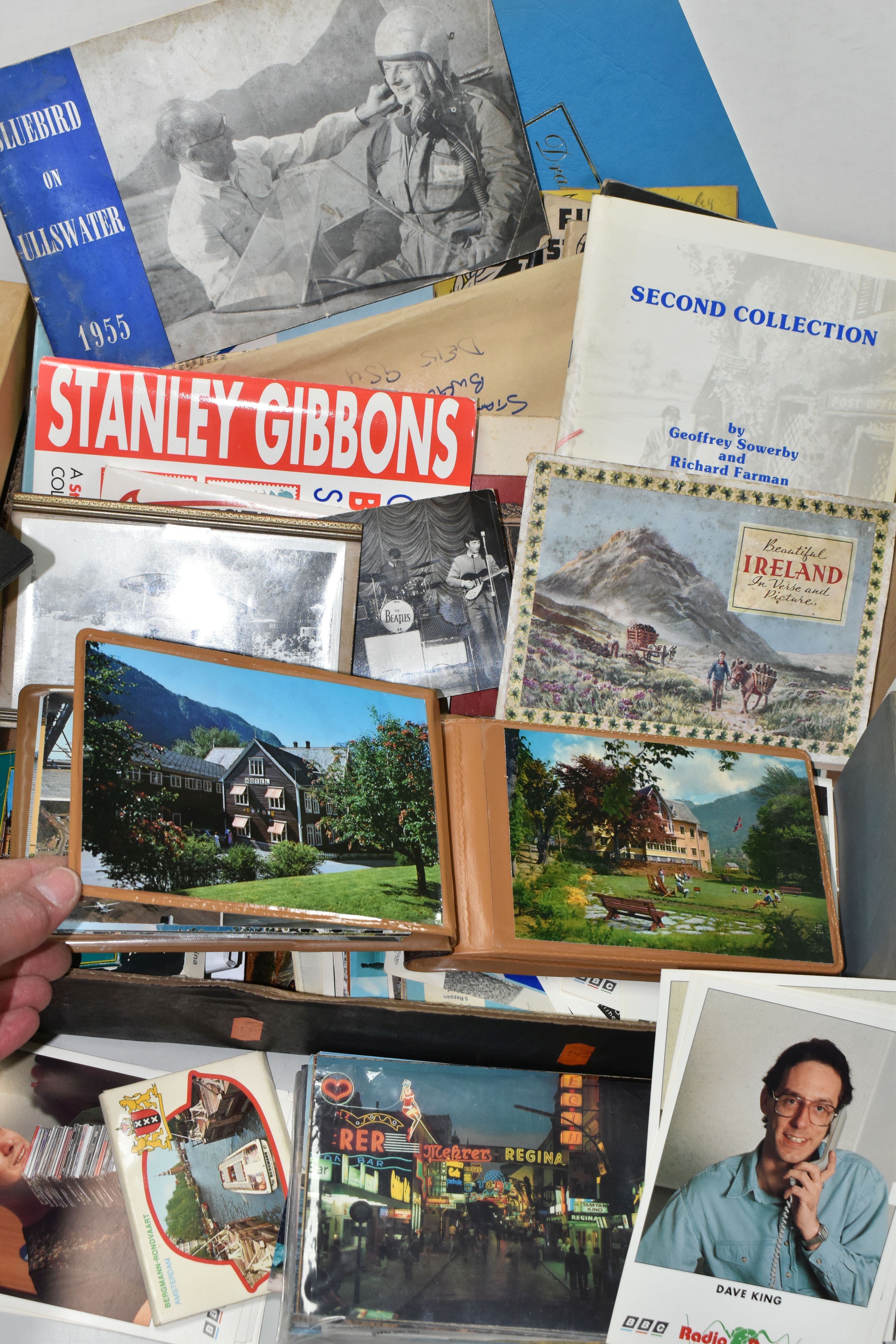 ONE BOX OF POSTCARDS AND EPHEMERA, to include a collection of mid-century souvenir postcards, a - Image 2 of 3