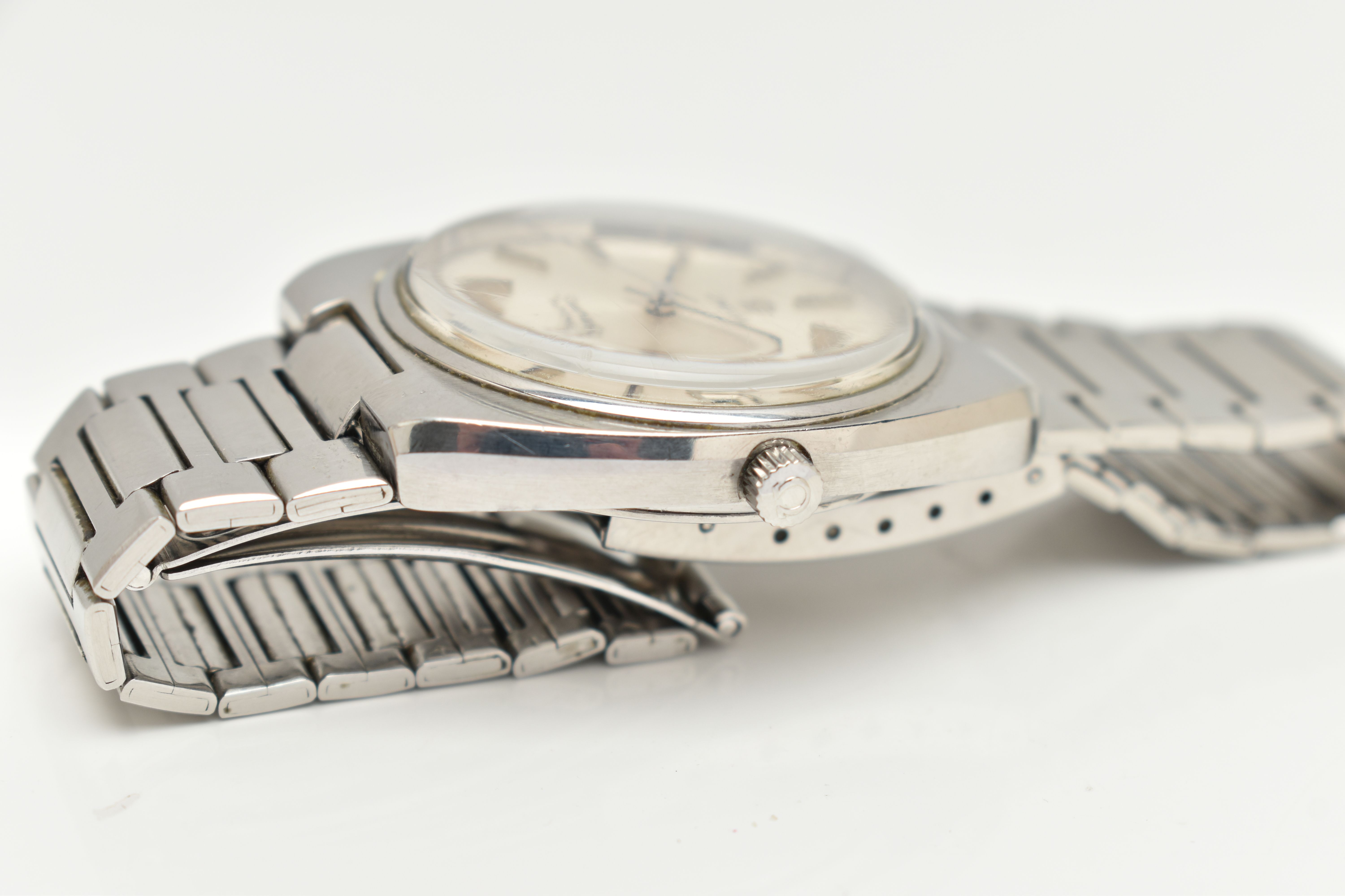 AN 'OMEGA' SEAMASTER WRISTWATCH, automatic movement, round silver tone dial signed 'Omega - Image 7 of 7