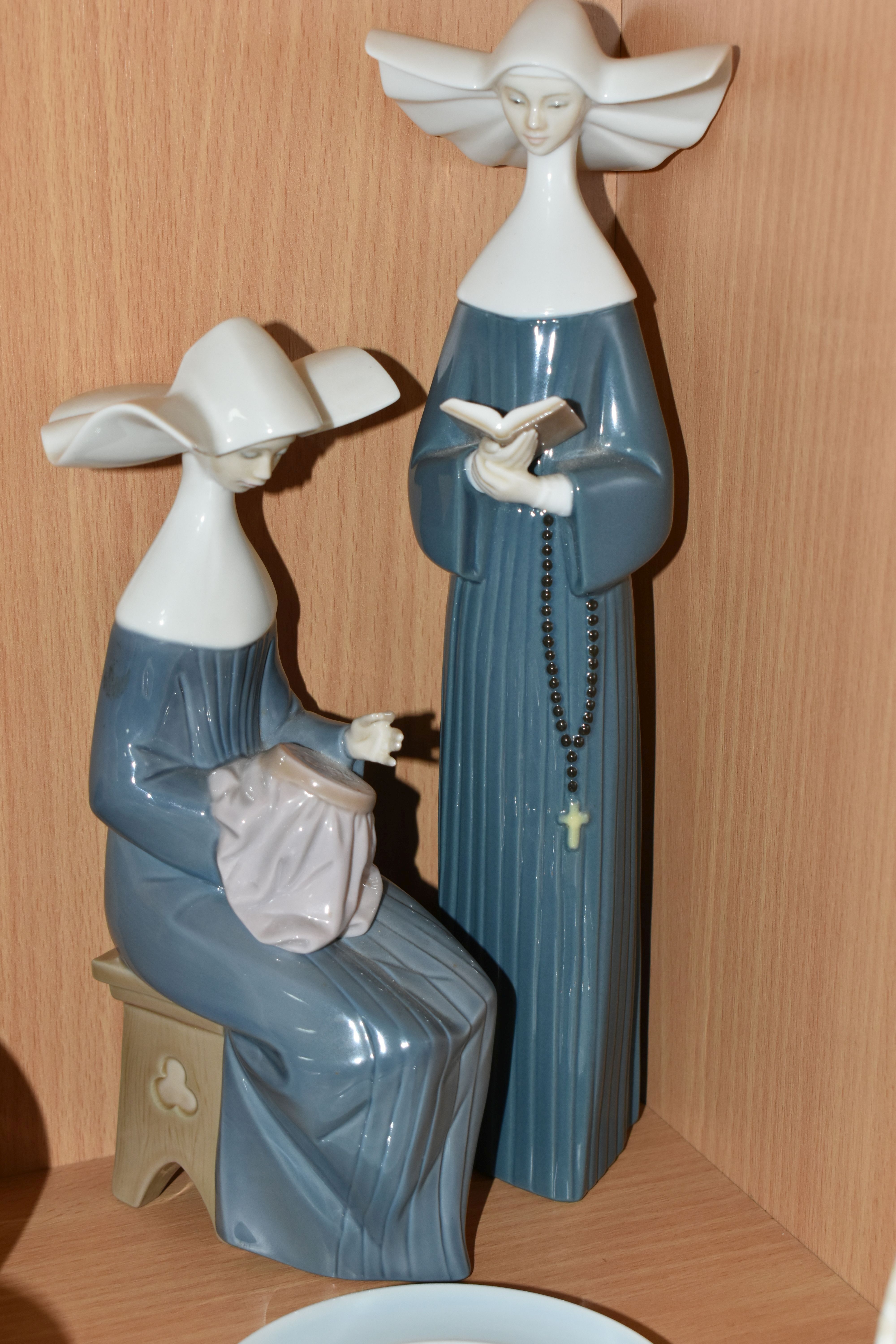 THREE LLADRO FIGURES AND A LLADRO PIN DISH, comprising Time to Sew no. 5501, sculptor Jose Puche, - Image 4 of 5