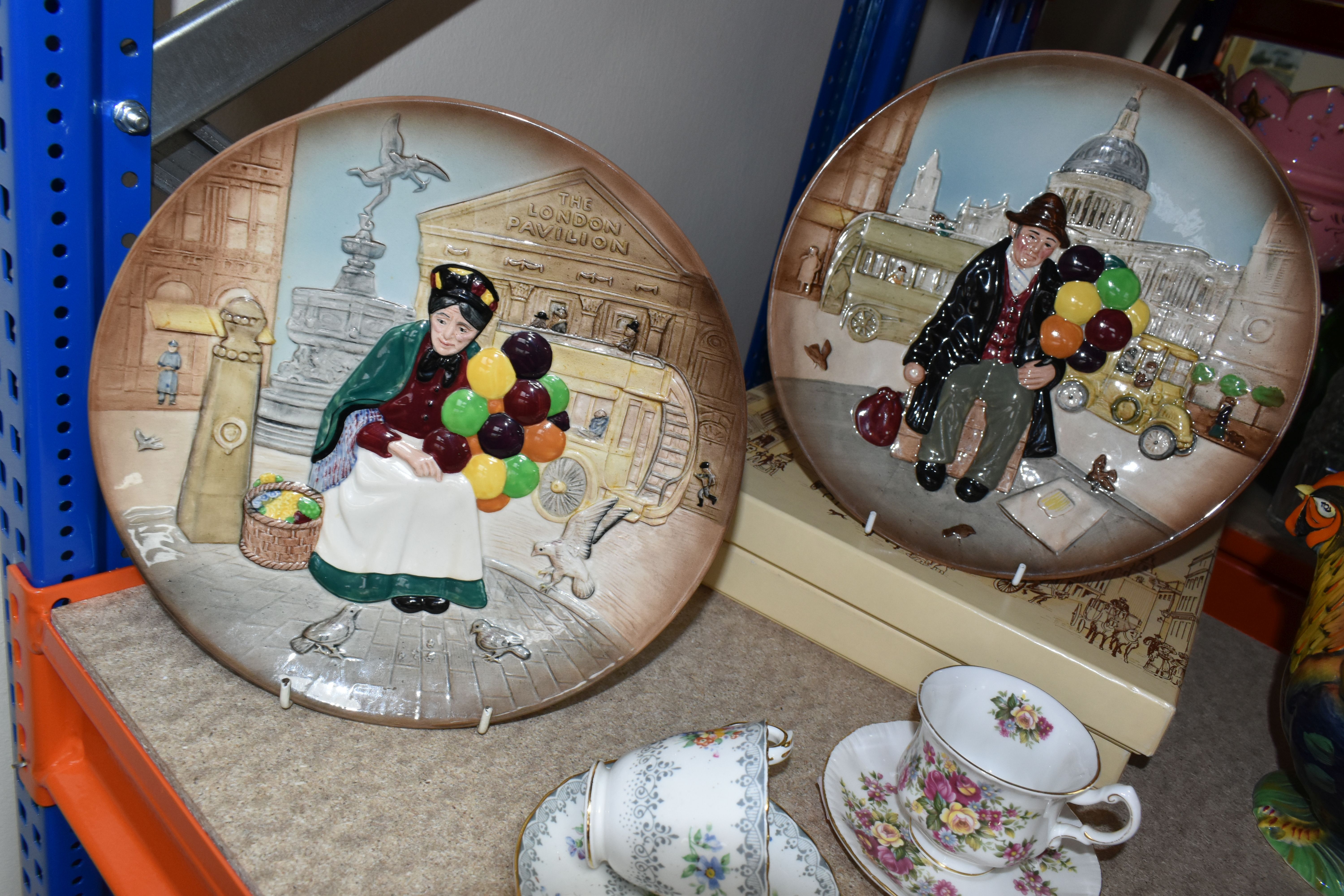 A QUANTITY OF CERAMIC ORNAMENTS including Royal Doulton Balloon Figure character plates, a Royal - Image 2 of 7