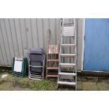 TWO ALUMINIUM STEP LADDERS a set of wooden step ladders and two pairs of folding garden chairs (7)