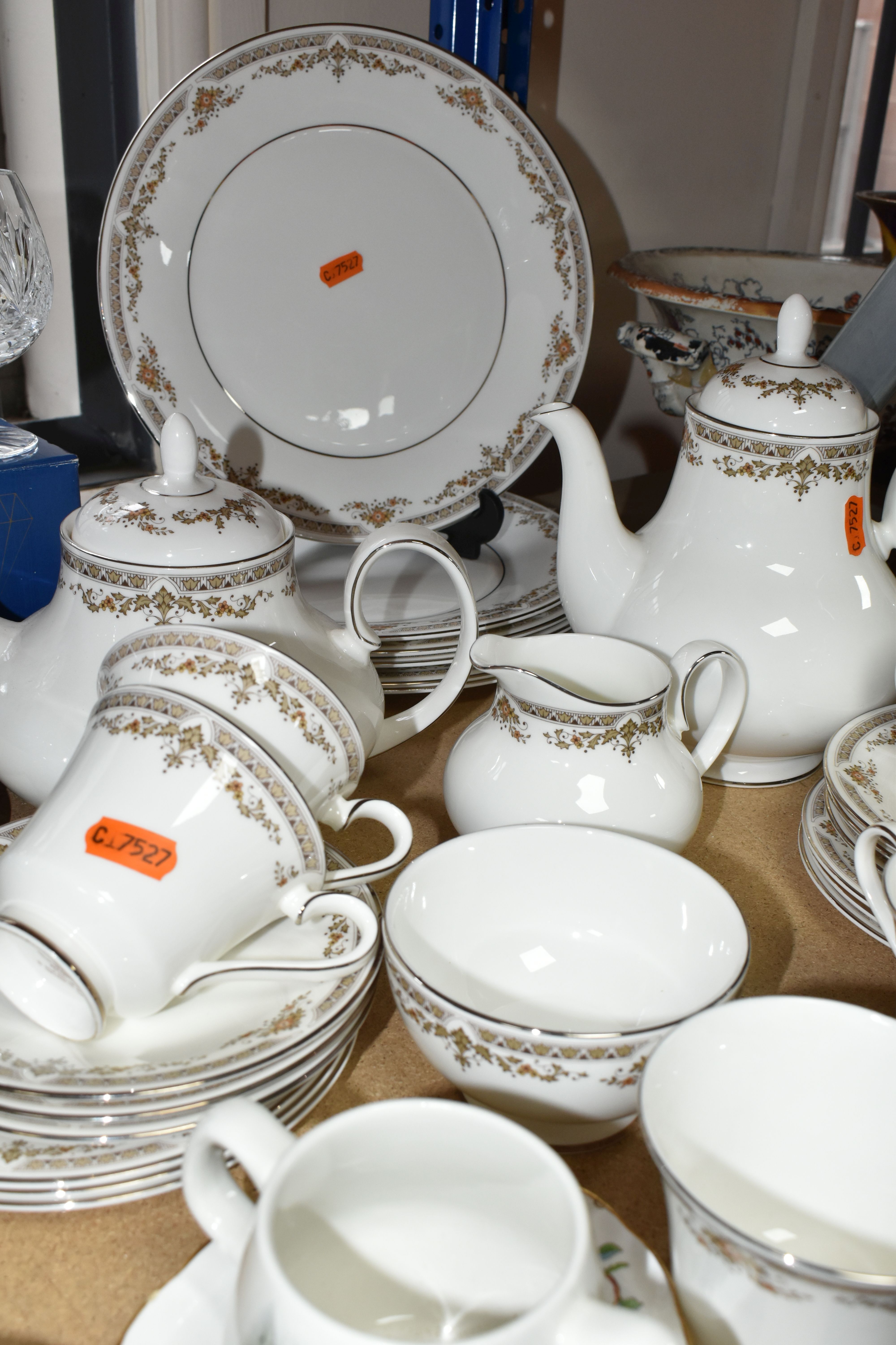 A GROUP OF ROYAL DOULTON 'REPTON' PATTERN DINNERWARE AND BOXED TUTBURY CRYSTAL, comprising six - Image 5 of 8