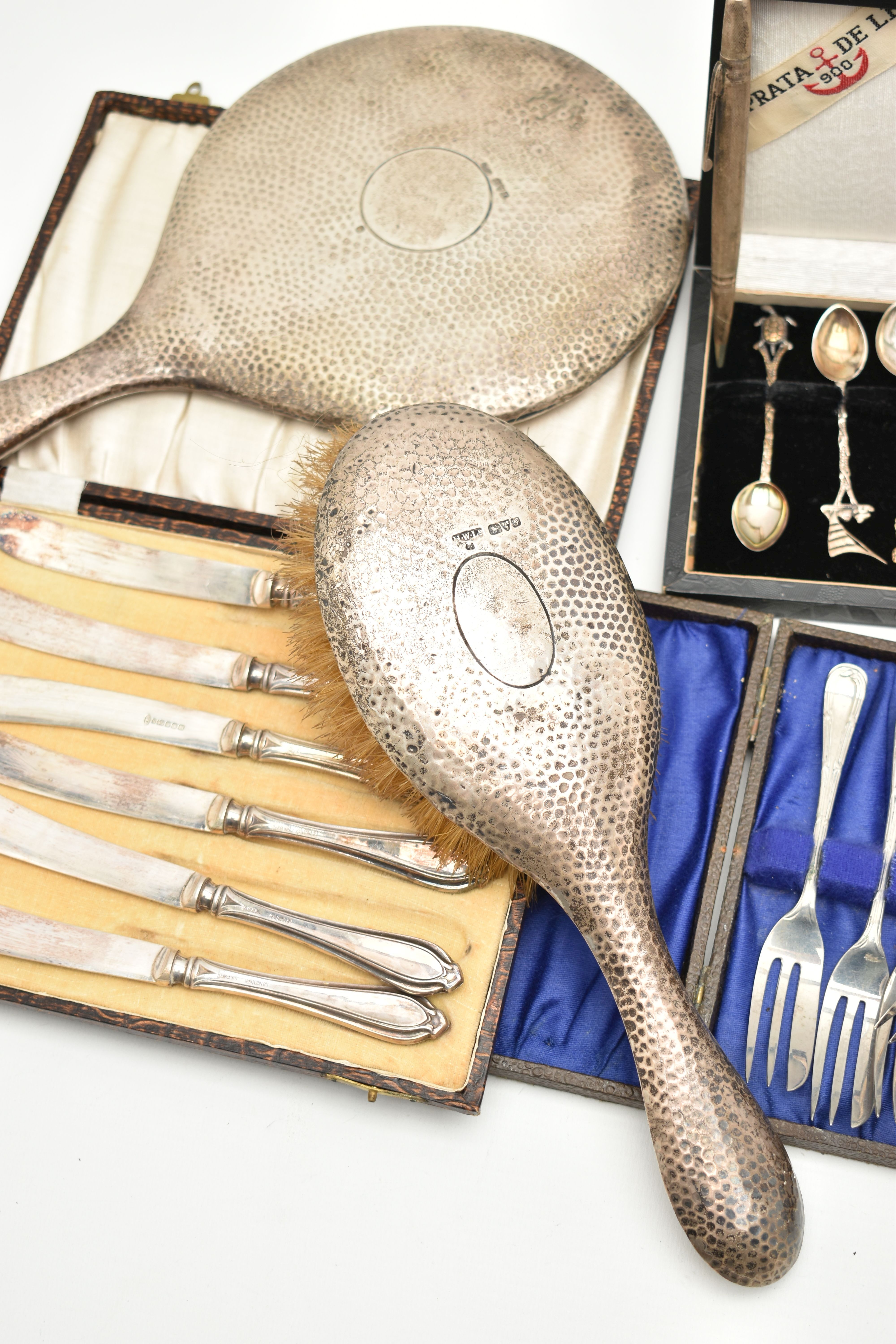 A BOX OF ASSORTED SILVER AND WHITE METAL WARE, to include a silver hammer effect hand held vanity - Image 2 of 11