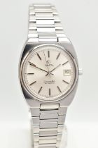 AN 'OMEGA' SEAMASTER WRISTWATCH, automatic movement, round silver tone dial signed 'Omega