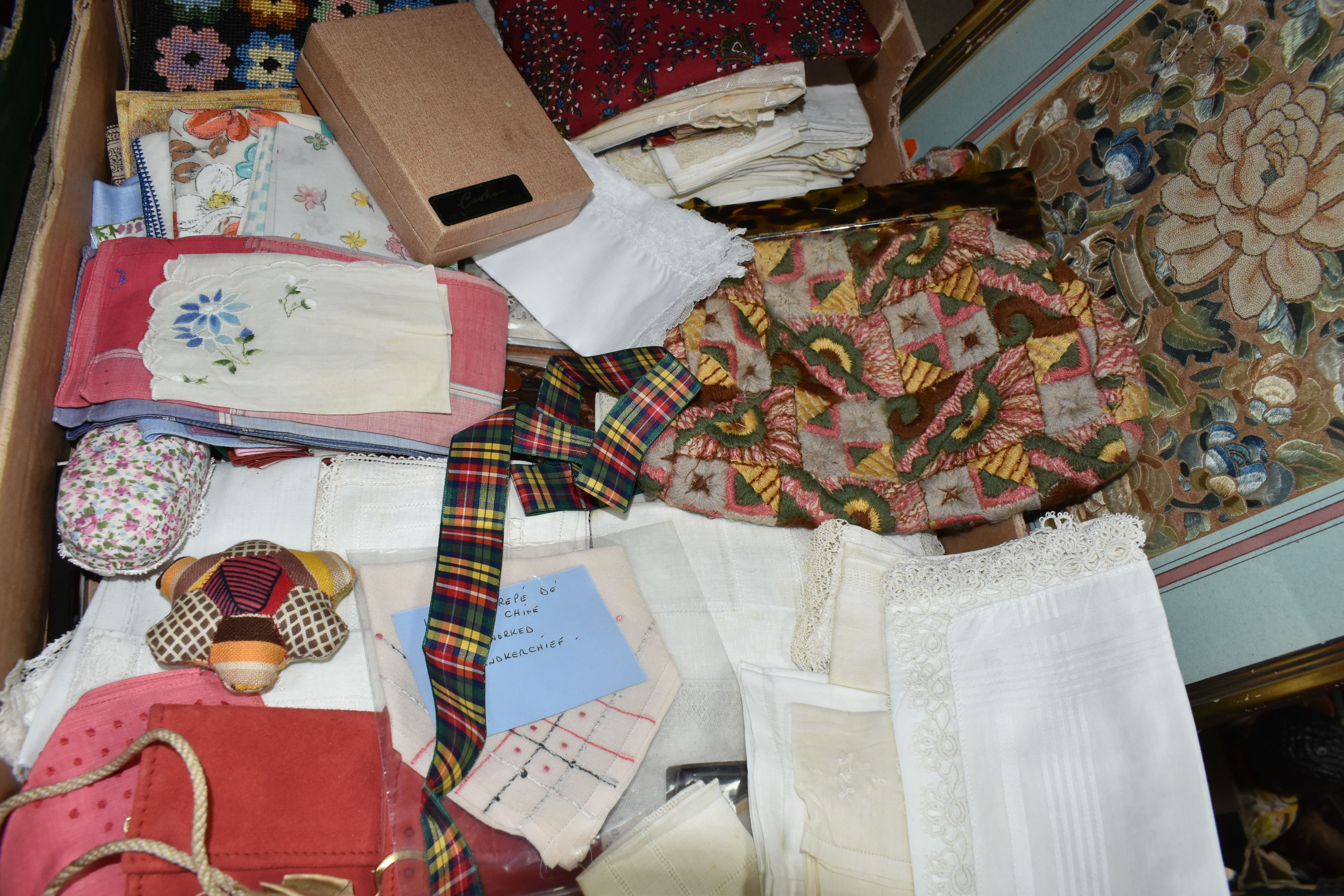 ONE BOX OF VINTAGE HANDKERCHIEFS, EMBROIDERY KITS, AND SNAKE SKIN HANDBAGS, with a large - Image 6 of 6